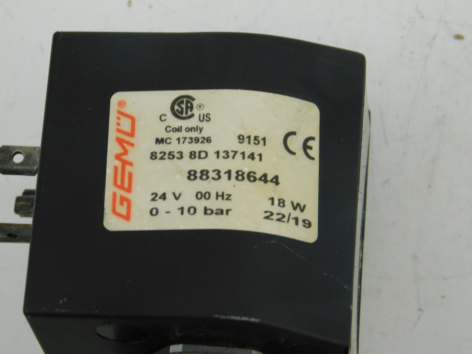GEMÜ 88318644 MC 173926 8253 8D 137141 24V 0-10 18W