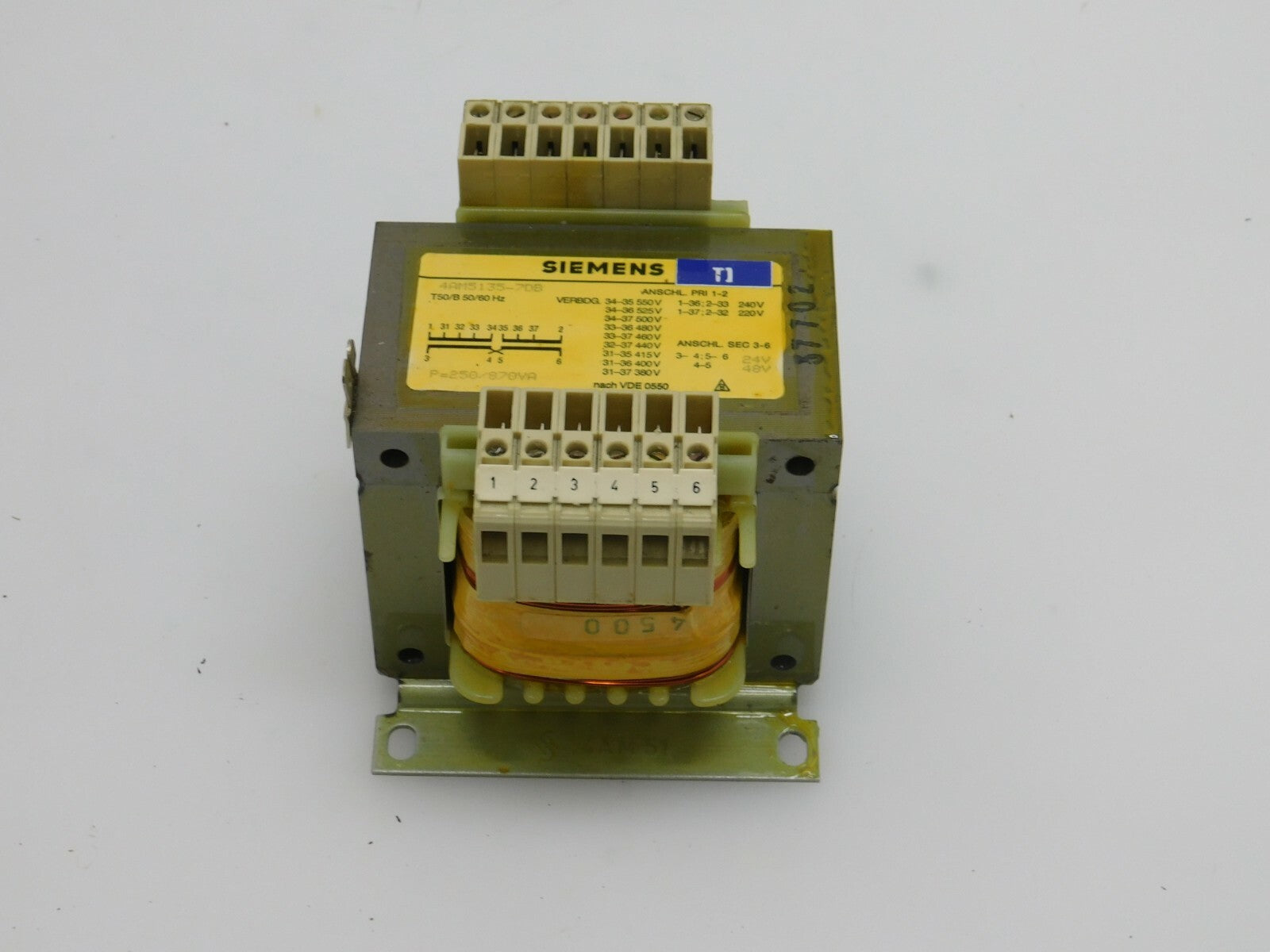 SIEMENS  4AM5135-7DB