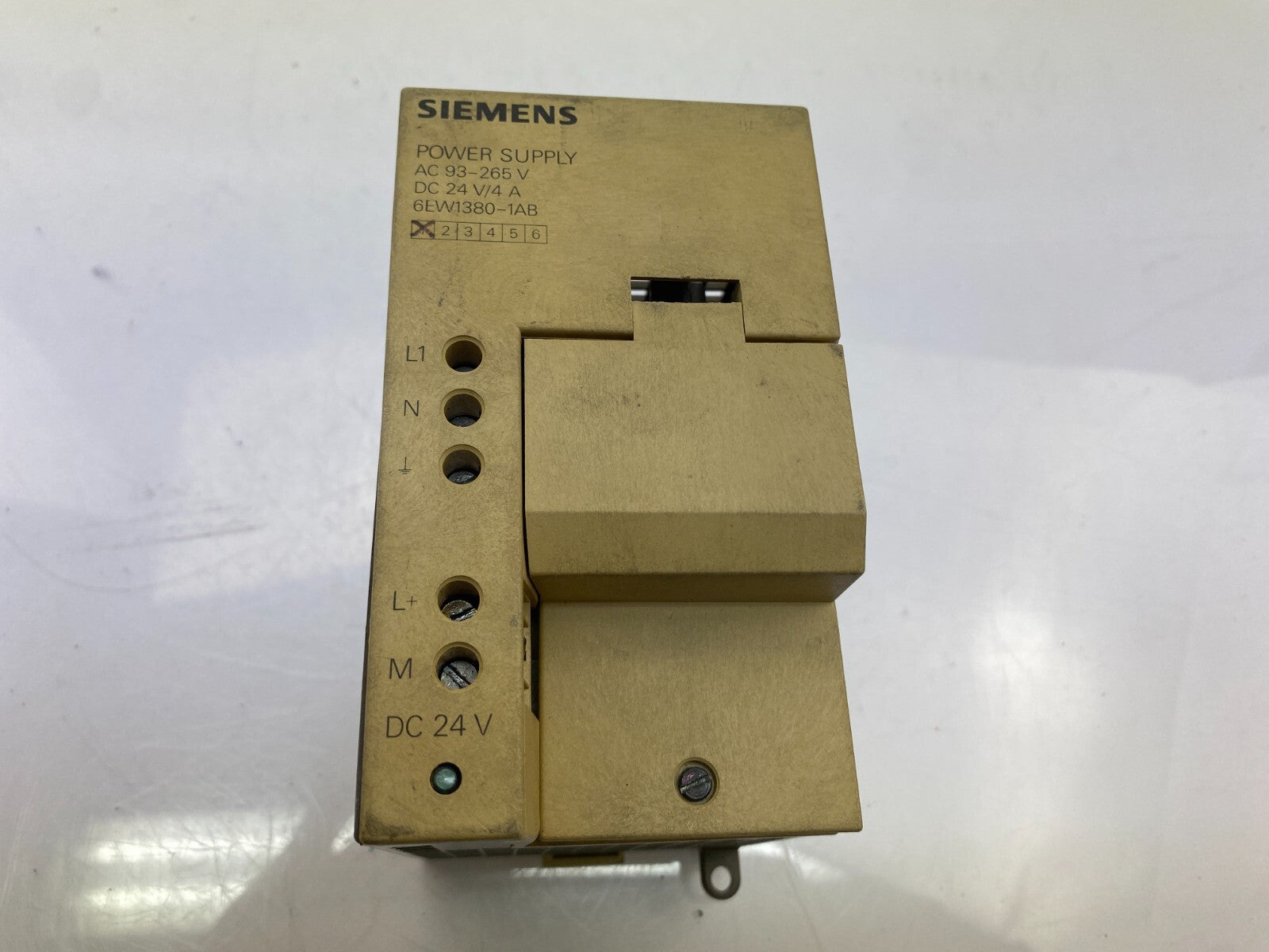 SIEMENS POWER SUPPLY AC 93-265V DC24 V/4 A 6EW1380-1AB