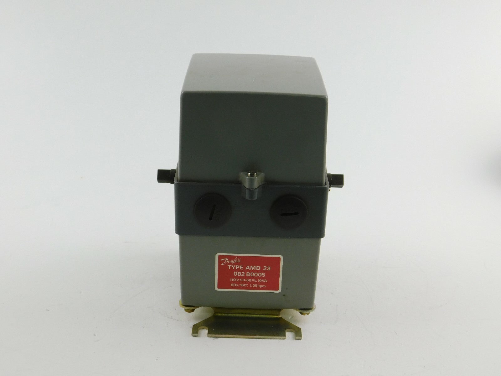 Danfoss Type AMD 23 082 B0005 110V 50-60c/s 10VA 60s/160° 1,25kpm