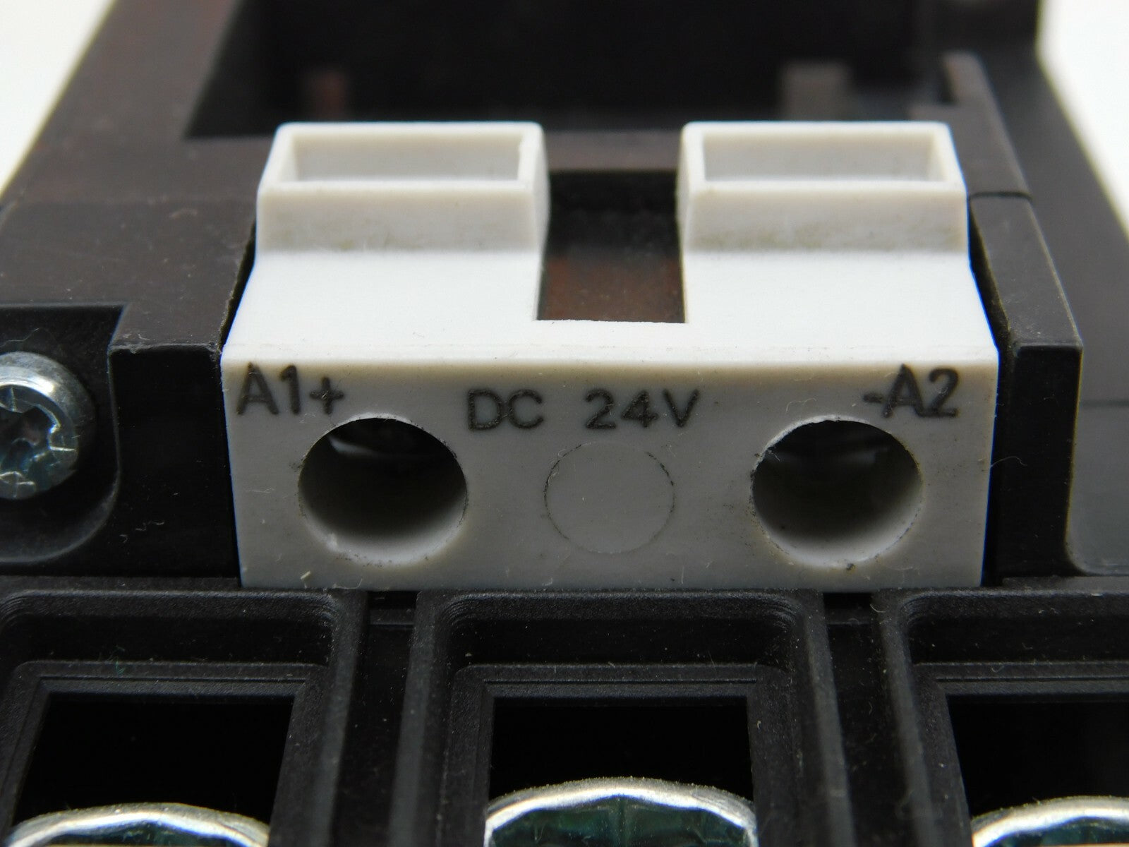 SIEMENS SIRIUS Schütz Leistungsschütz  3RT1038-1B...0  DC 24V