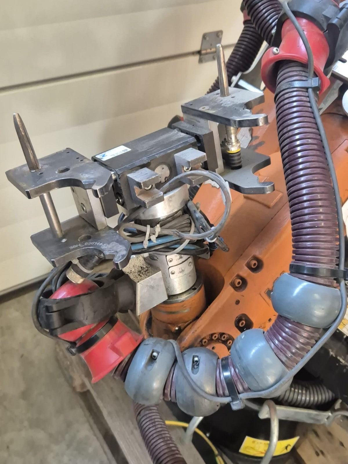 KUKA Roboter Komplett KR 10 R1420  VKR C4 compact Bedienpanel 00-189-002