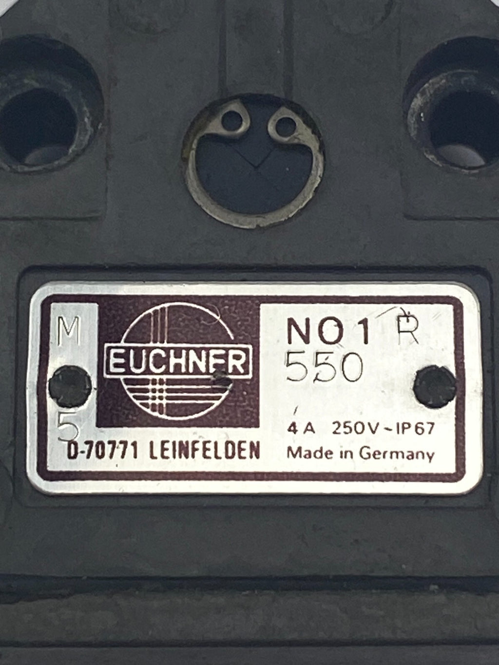 EUCHNER NO 1 R 550 4 A 250V~IP67