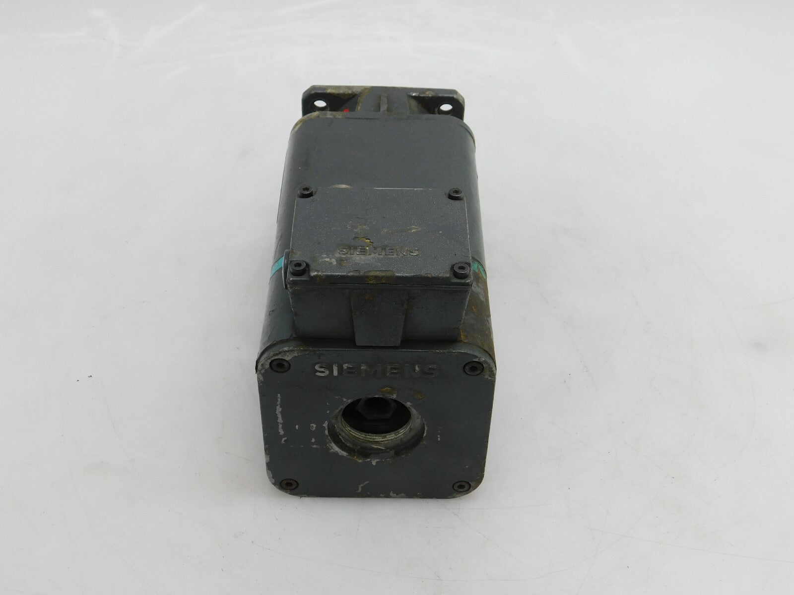 Siemens Permanent Magnet Motor 1 FT5062-0AG01-2