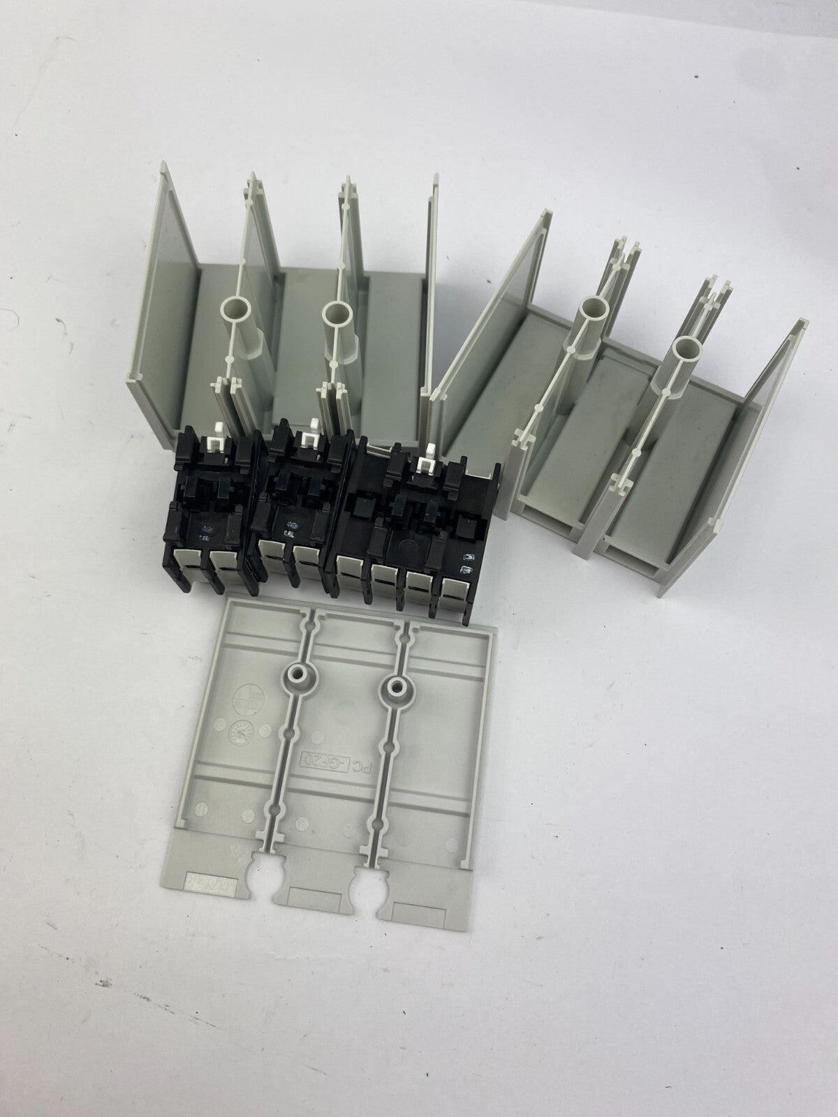 POSTEN..EATON DIL M150-XHI11 +DIL M150-XHI31 XTCEXFBG31+MOELLER NZM1-XKSA