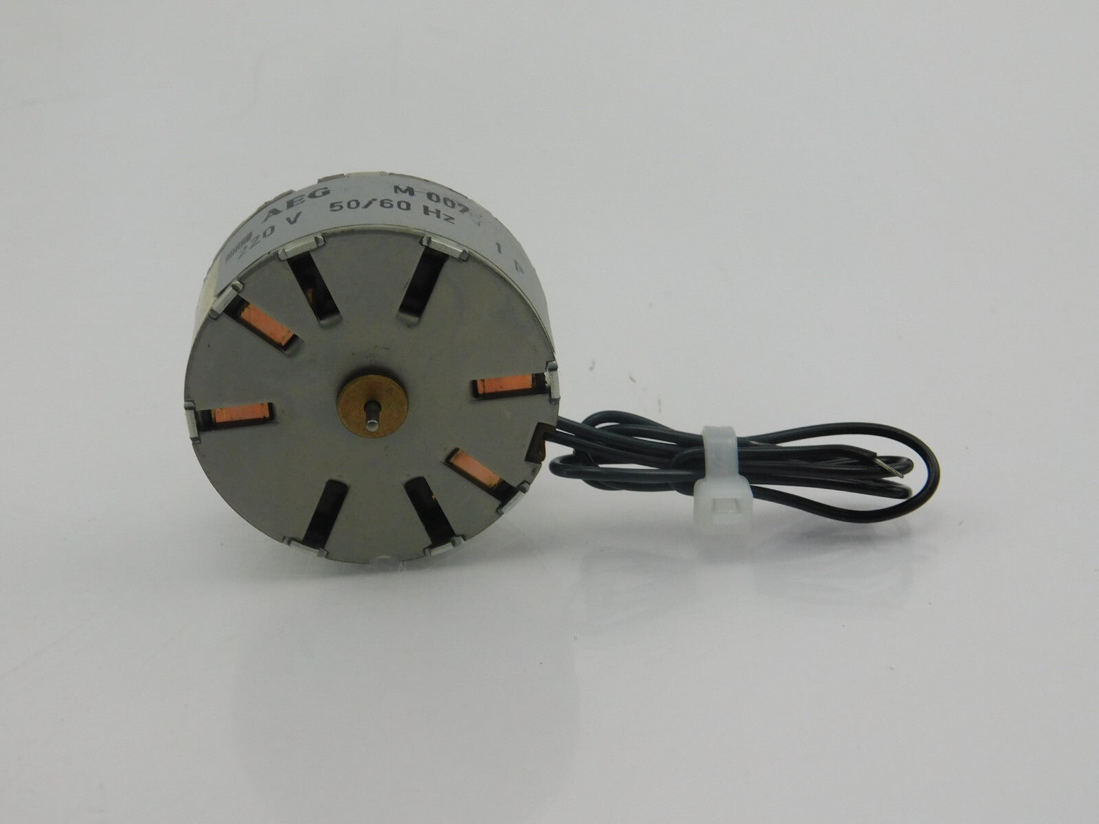 AEG M 007 220V 50/60 Hz