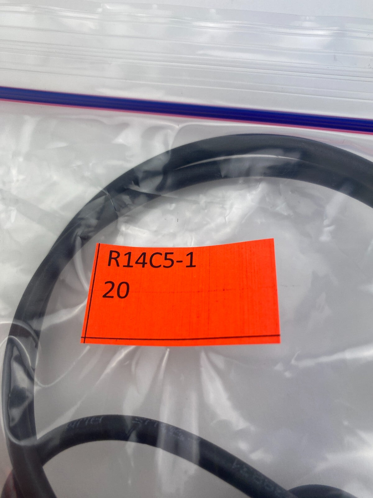 BALLUFF L1F9Y11Y 4x0,34mm E238831 Ca.1M