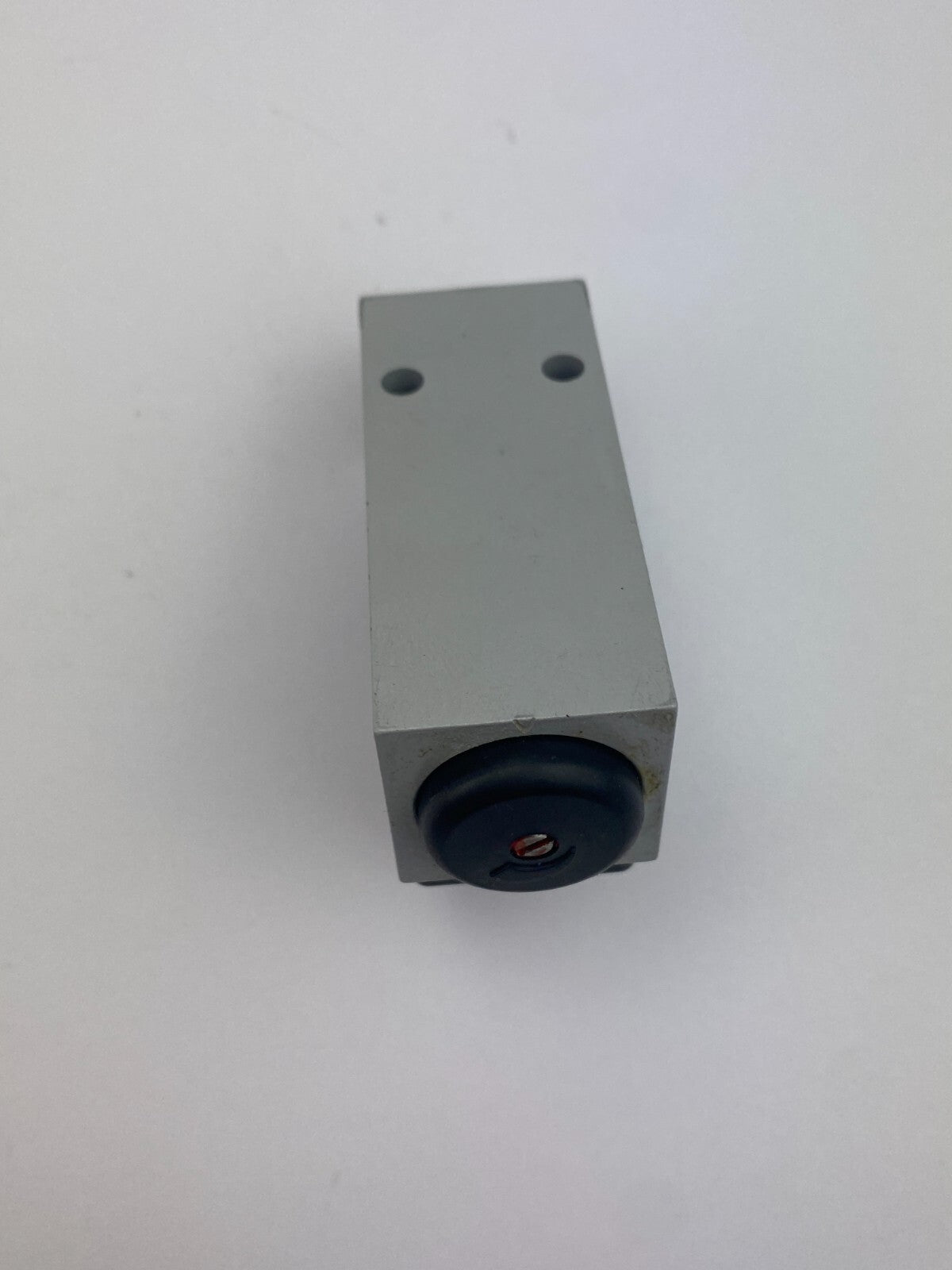 FESTO PEV-1/4-B-OD  175250 250VAC