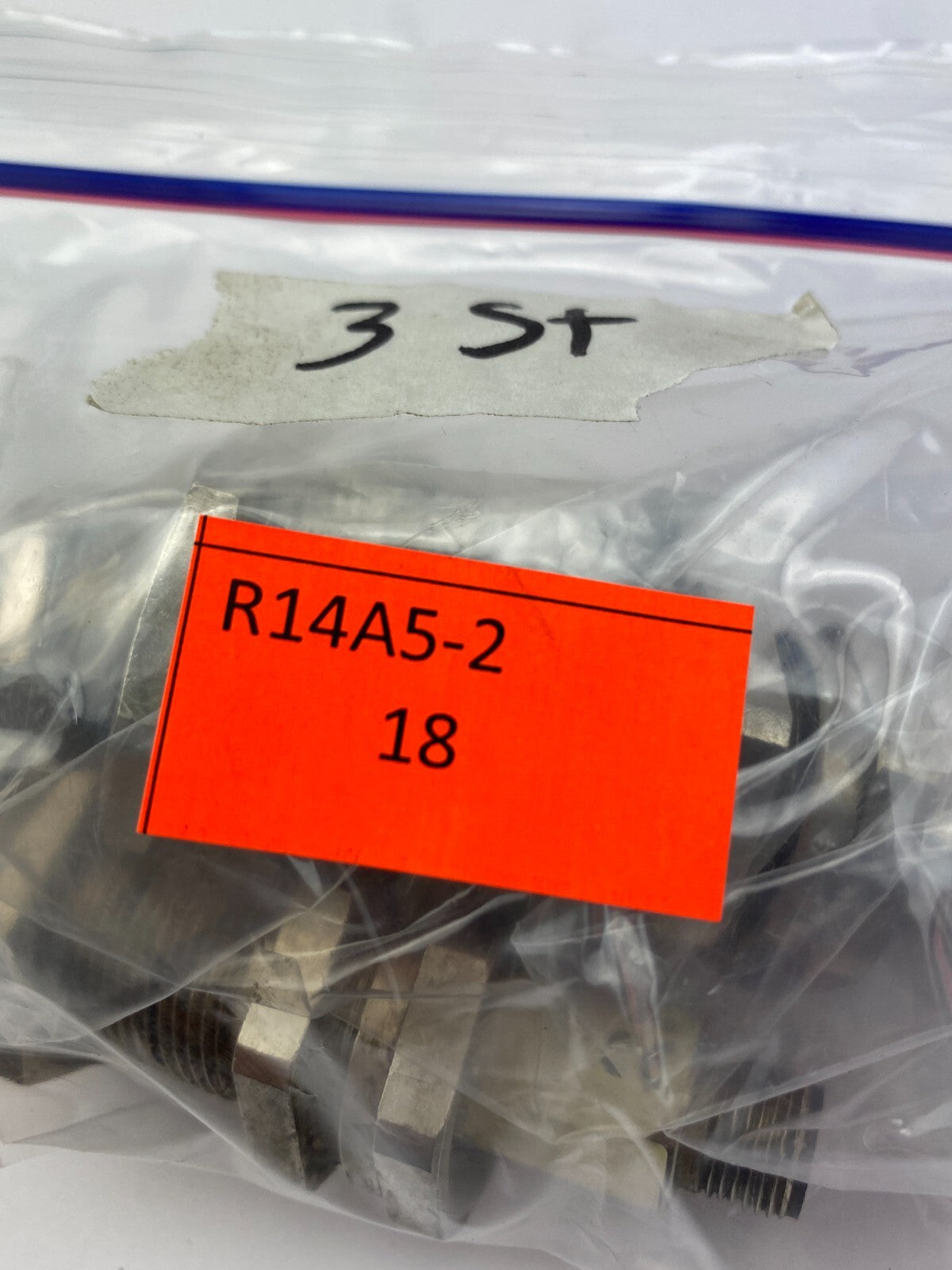 BALLUFF BES 516-326-S4-C 10-30V DC 200mA 5mm**3 Stück**