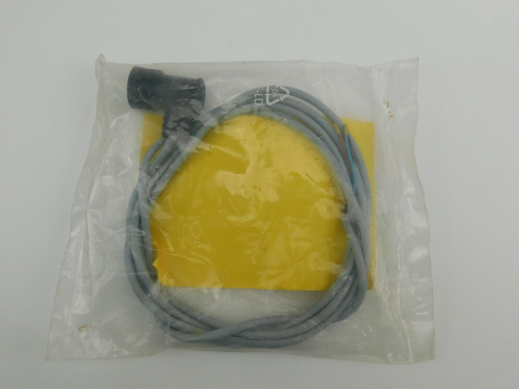 CONTRINEX S18-3 FVW-020-015 Stecker mit Kabel