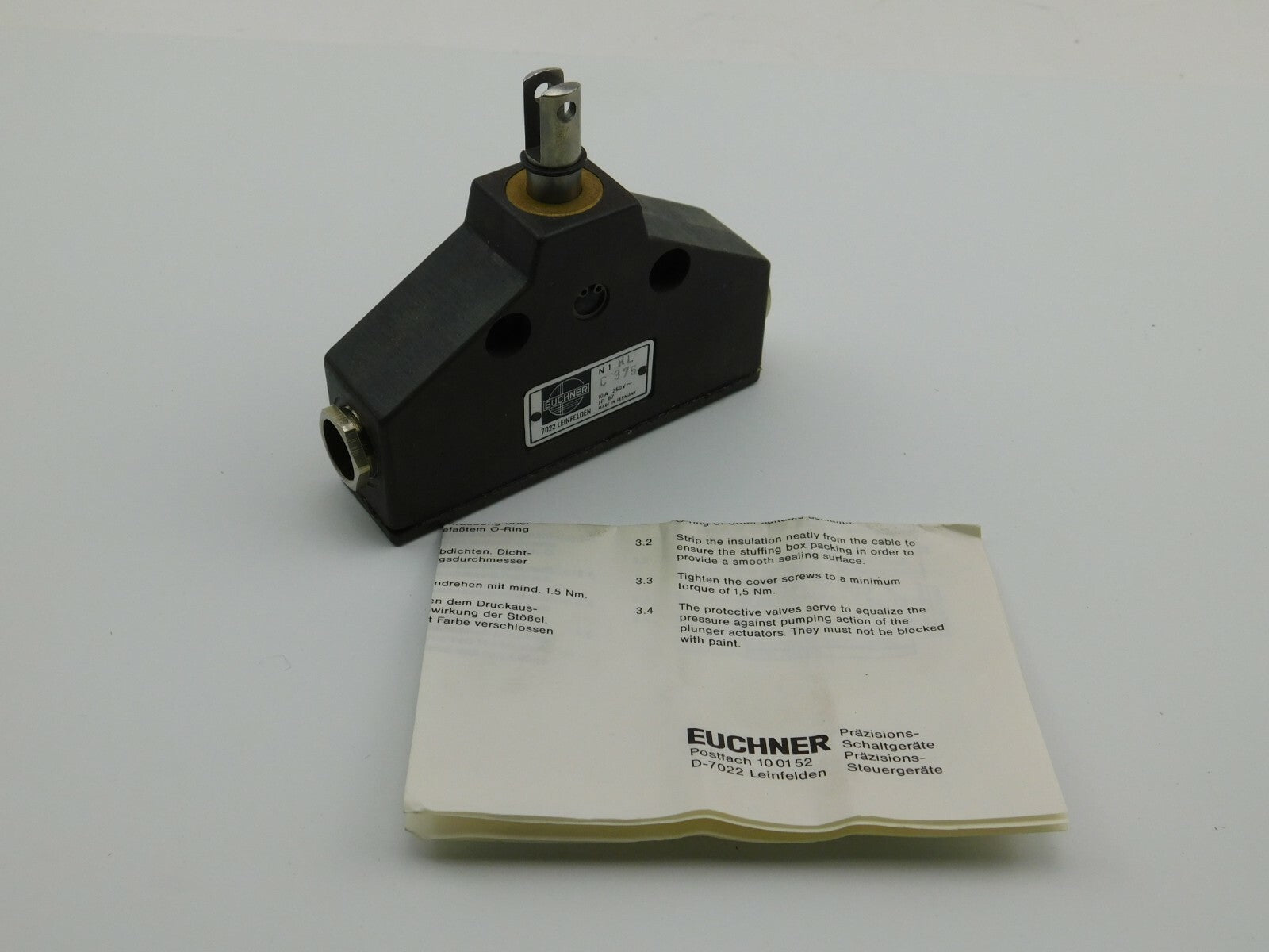 EUCHNER N1RL C 375 012203 10 A 250 V ~