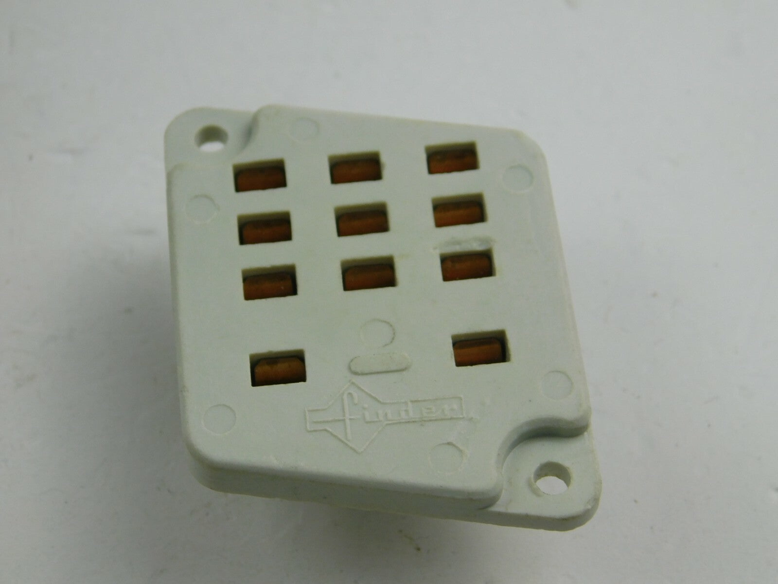 Finder 9031 Stecker    ** 80 Stück **