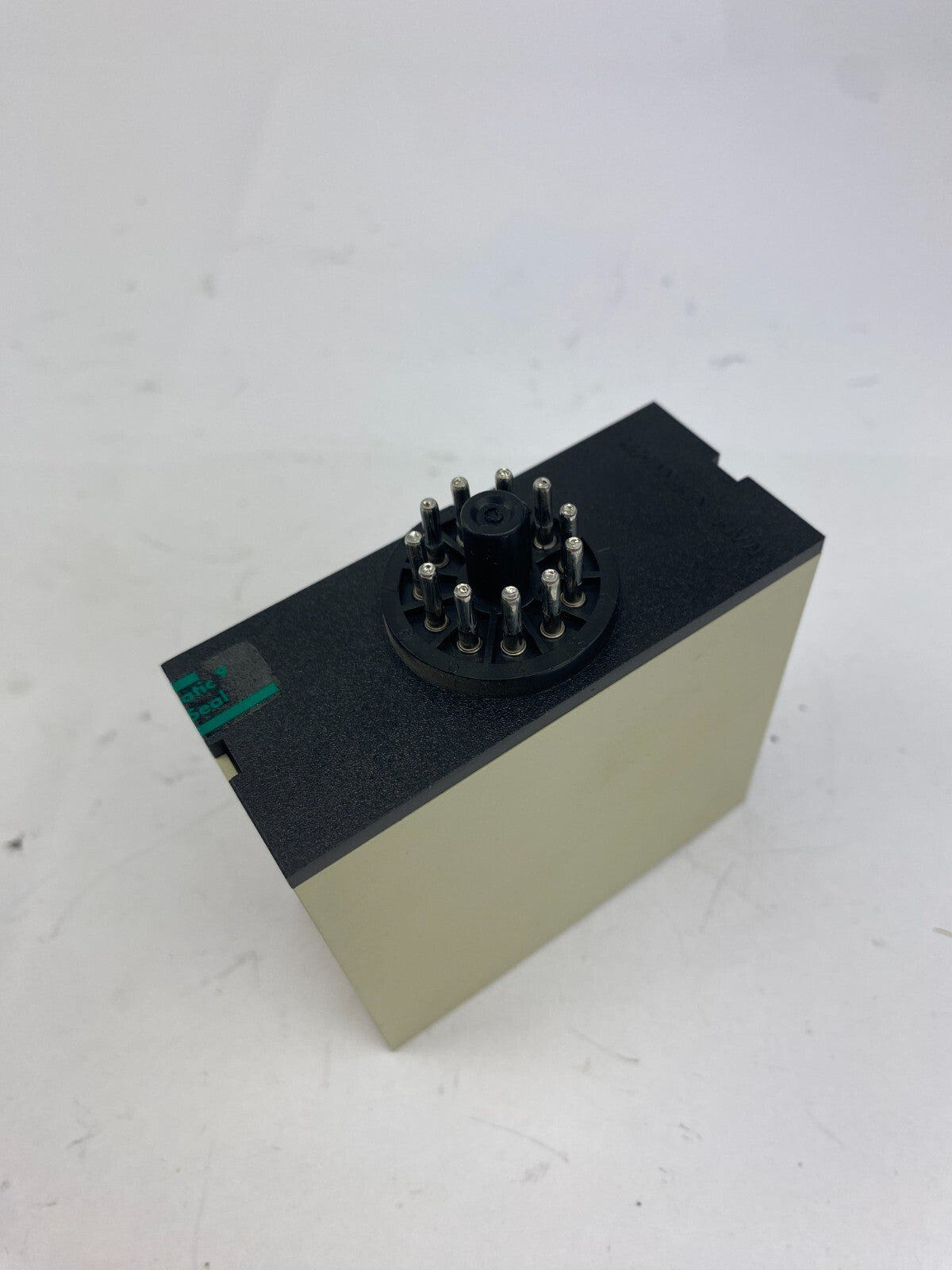 CARLO GAVAZZI Inductive Sensor Relay 24 V SD 110 724