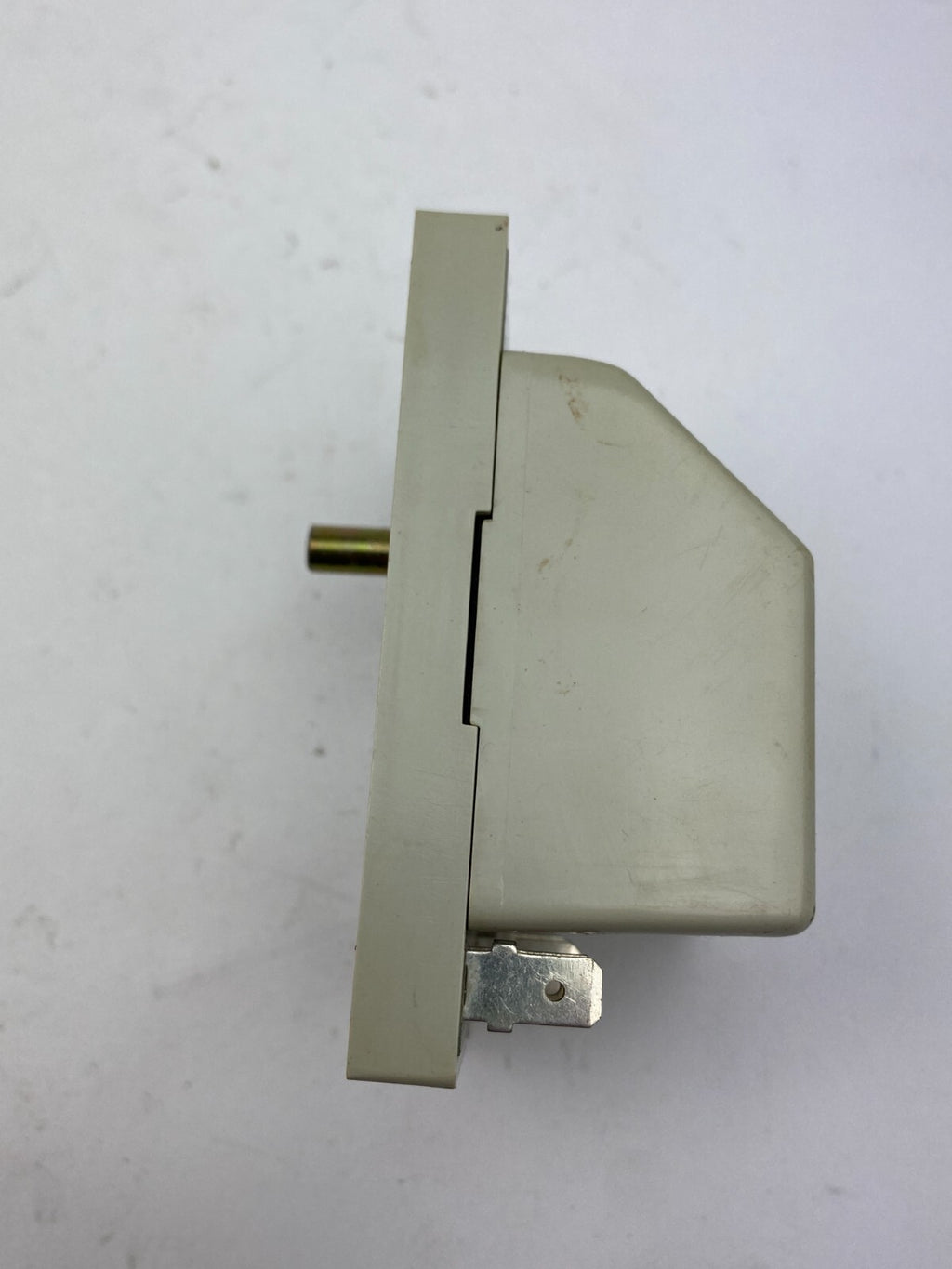 DOLD ERT 2V 2162.15 V 15 K