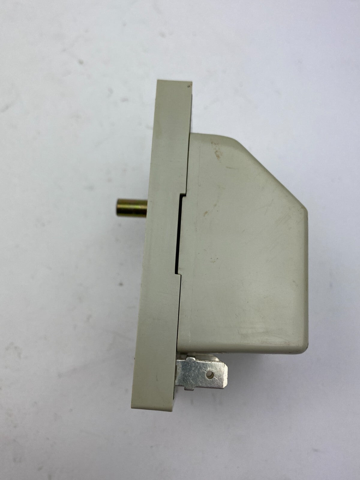 DOLD ERT 2V 2162.15 V 15 K
