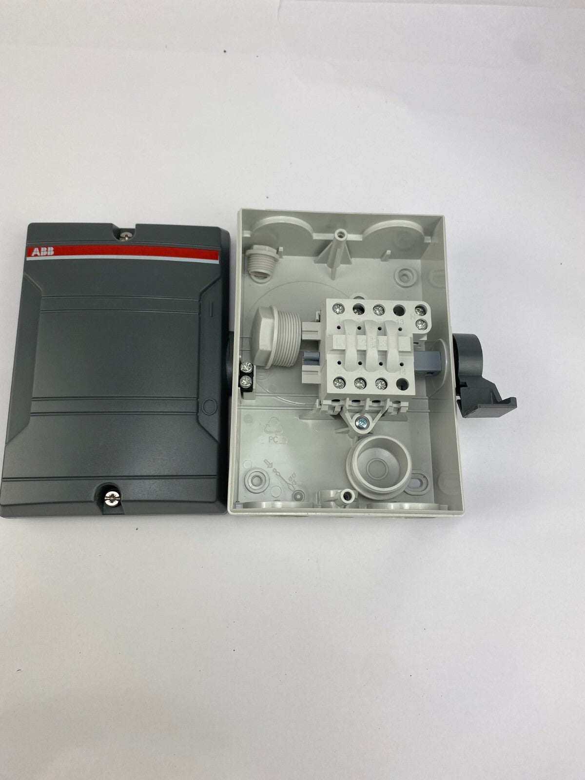 ABB BW 340 TPN 2CMA142408R1000 8kV 25ka/50A