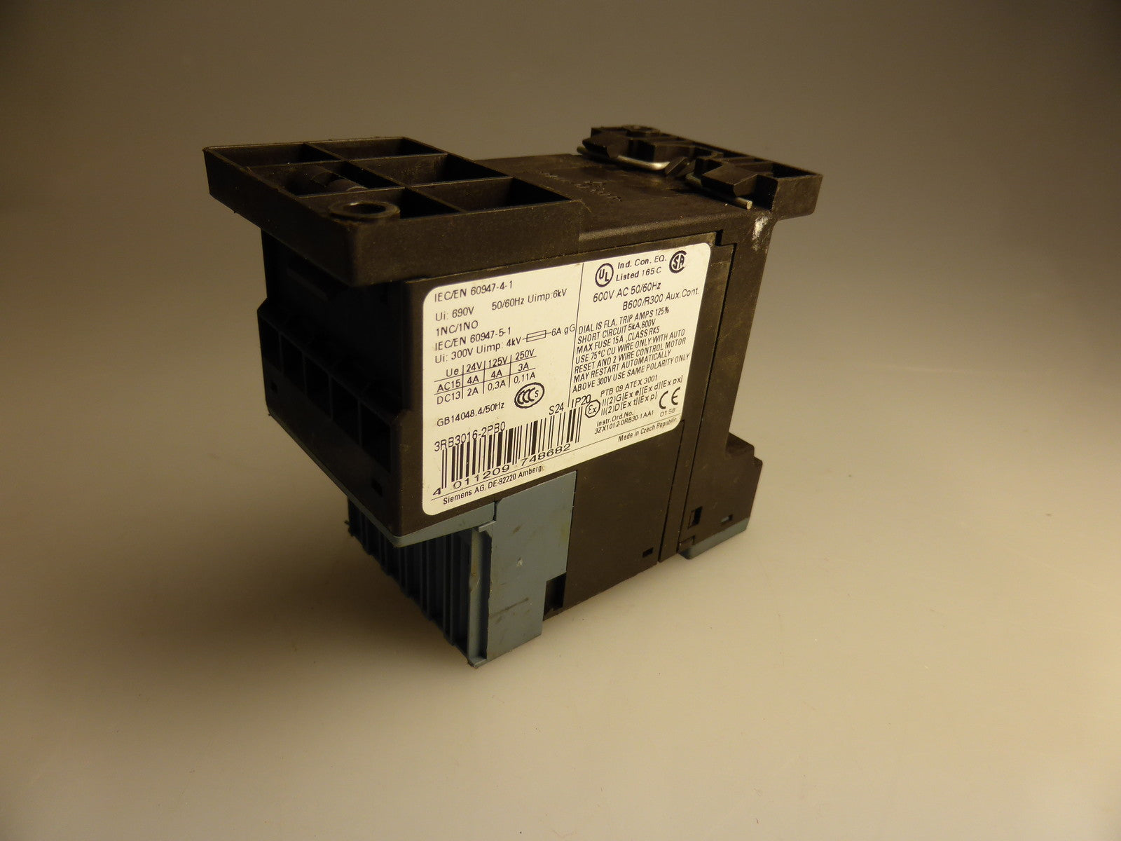 Siemens 3ZX1012-0RB30-1AA1  !! Deckel fehlt !!