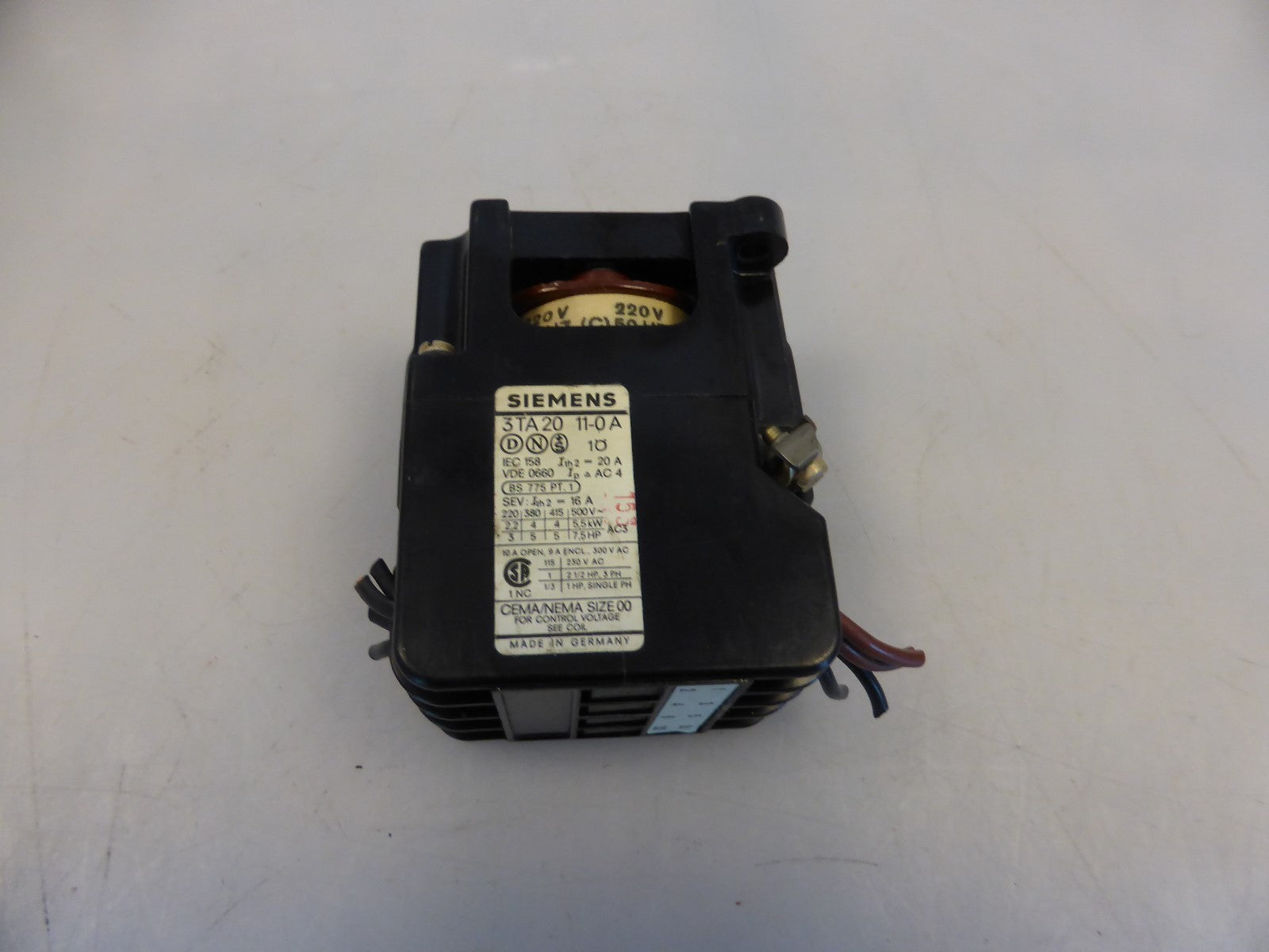 Siemens 3TA20 11-0 A