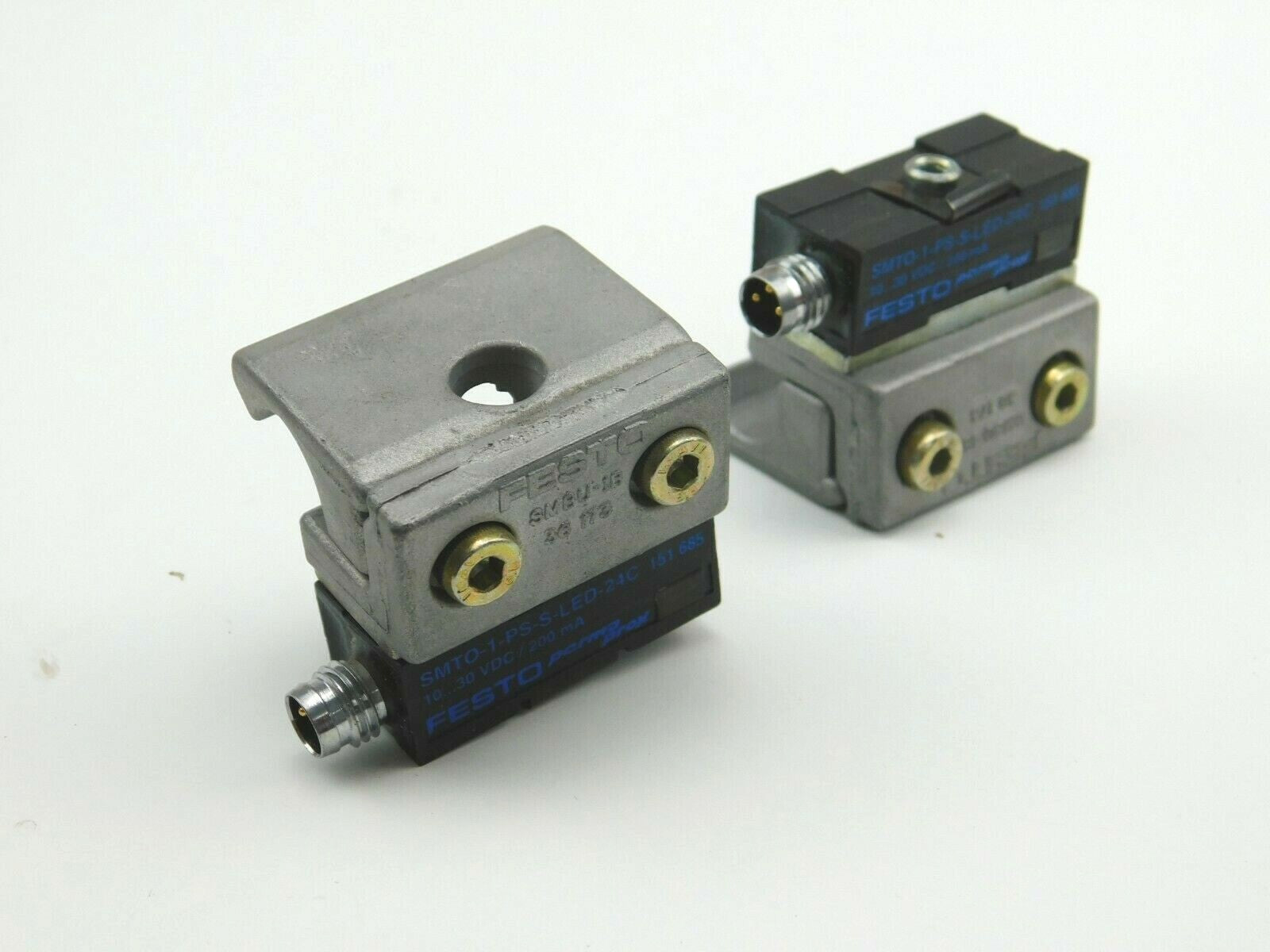FESTO  Näherungsschalter SMTO-1-PS-S-LED-24 C 151 685 10...30 VDC  ** 2 Stück **