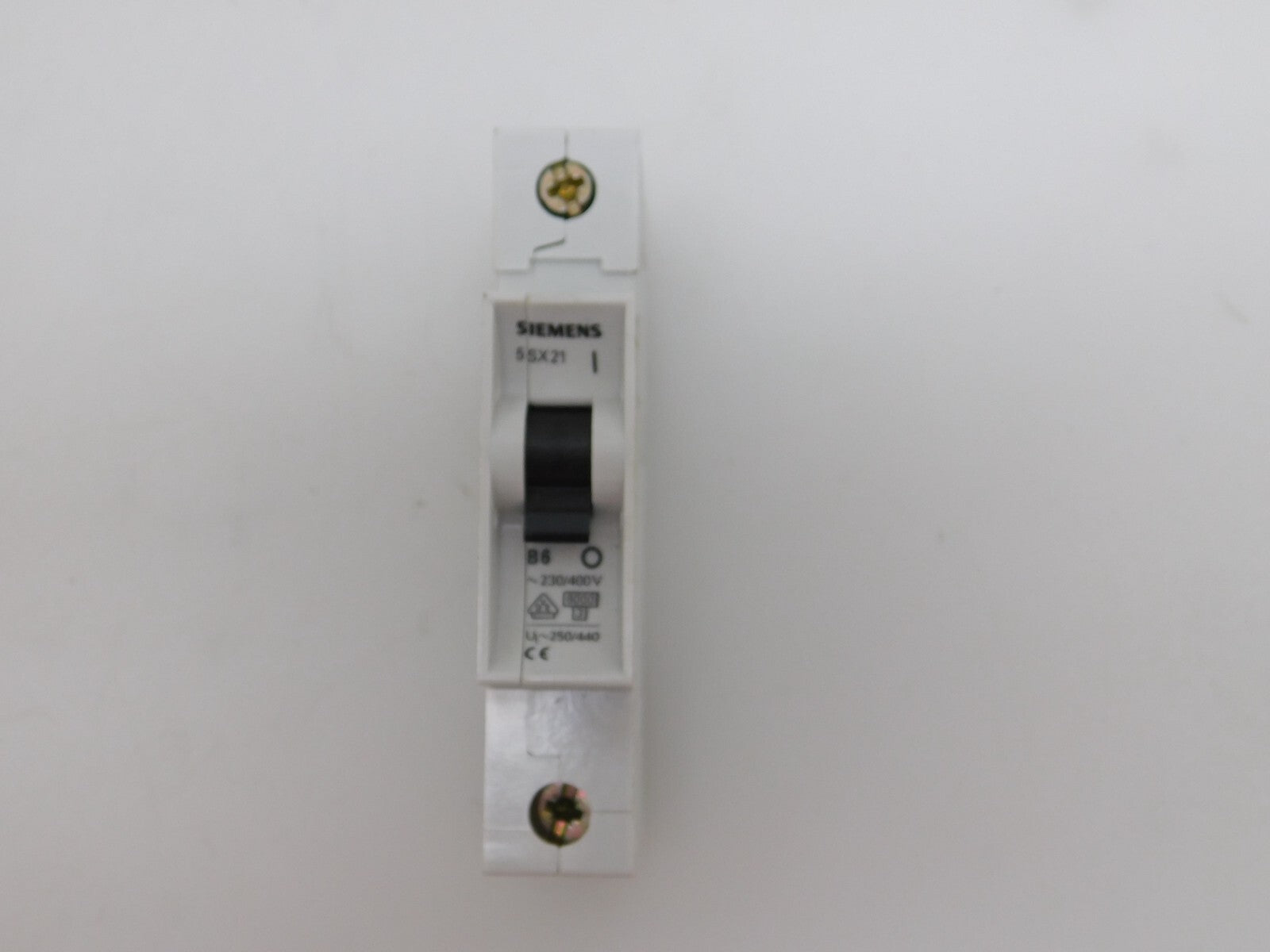 Siemens  5SX21