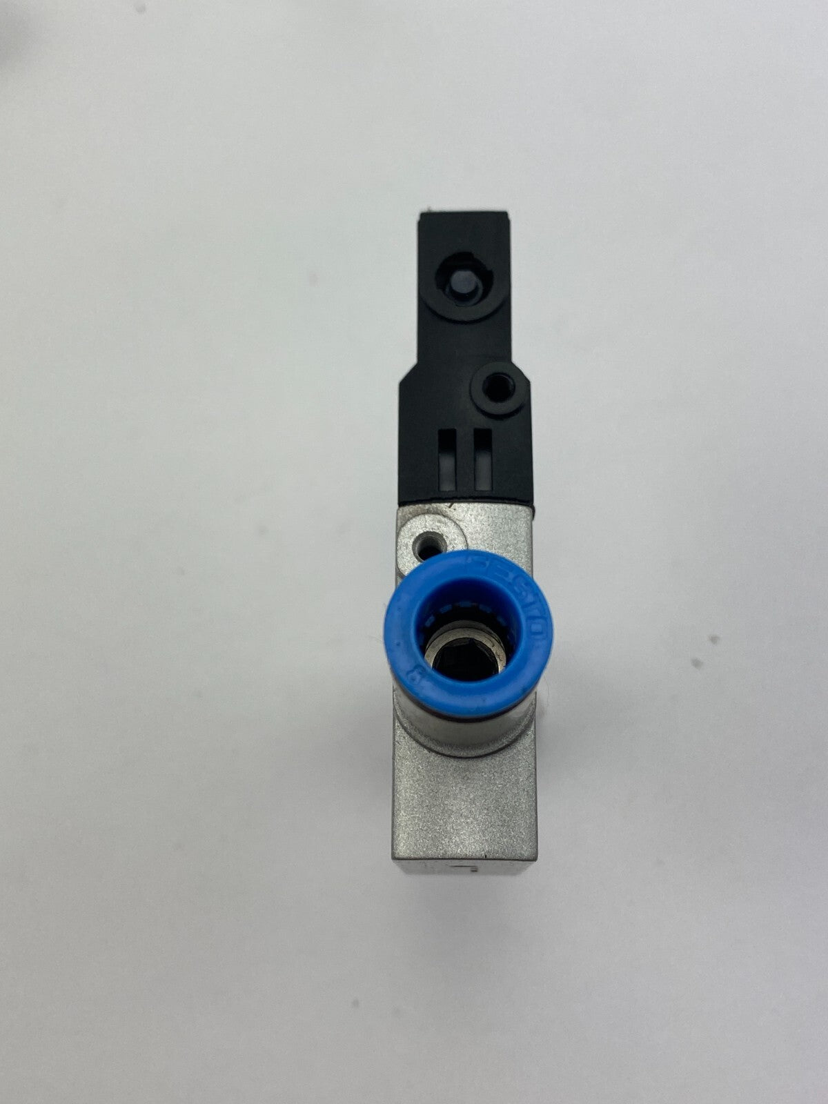 FESTO CPE14-M1BH-3GL-QS-8 196888 FN02+MSZE-3-24DC