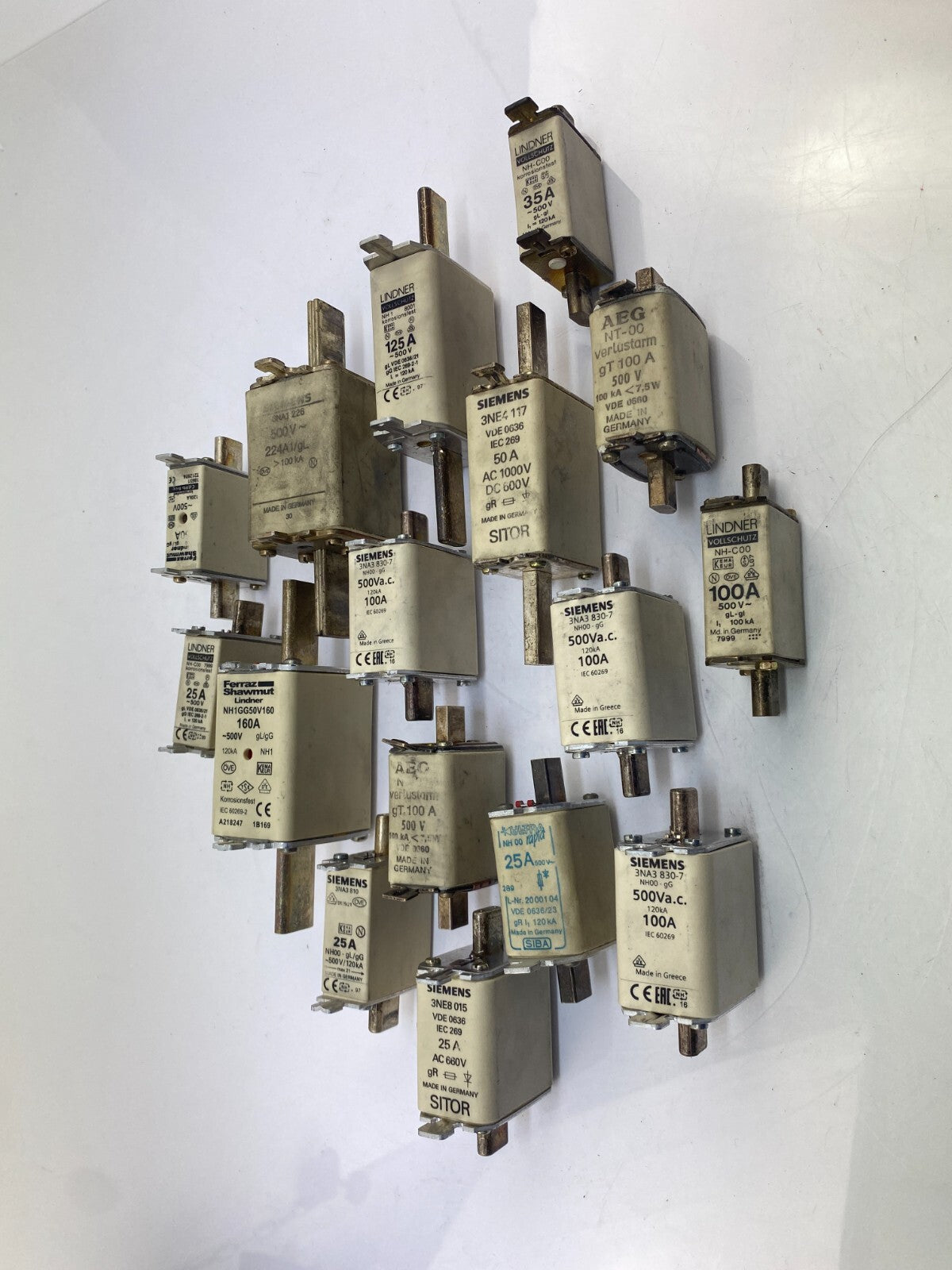 POSTEN..SIEMENS 3NE4117 50A+LINDER NH1 8001+LINDER NH-C00 ...