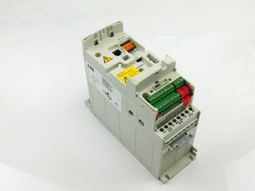ABB ACS355-03E-04A1-4+N827