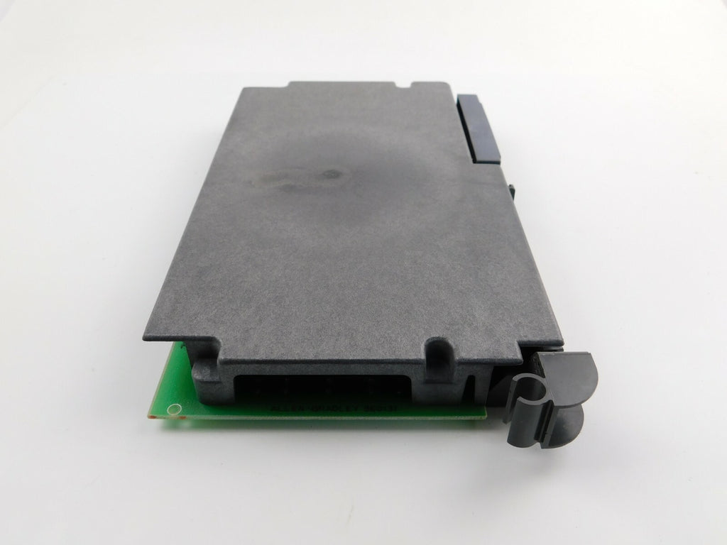 Allen Bradley CAT.NO.1771-OZL 0-24 V Contact Output Module