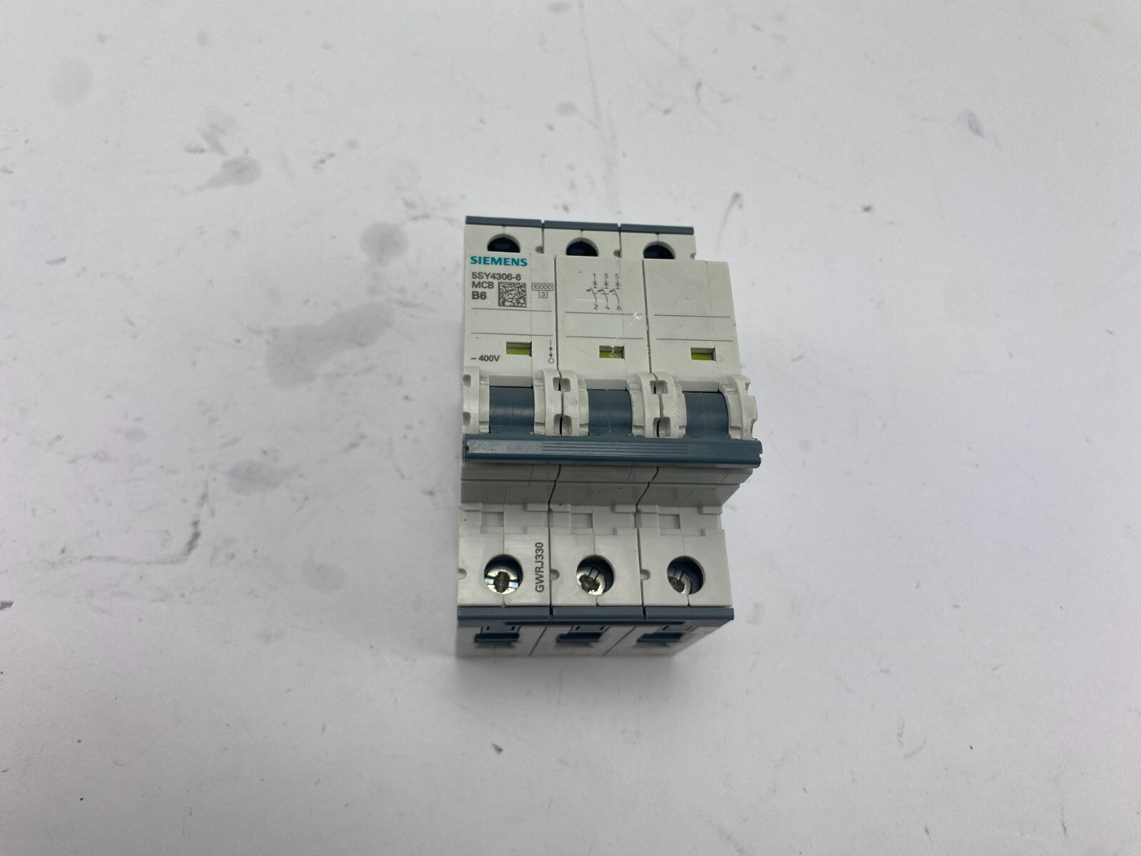 SIEMENS 5SY4306-6 MCB B6 400V