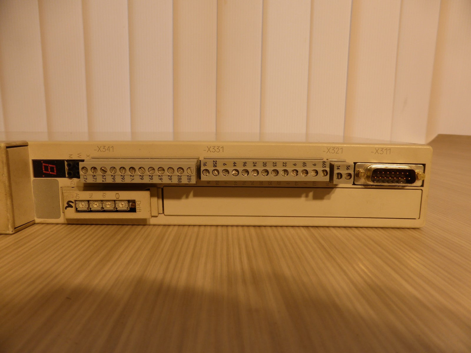 Siemens Simodrive Vorschubmodul 6SC 6111-2AA00