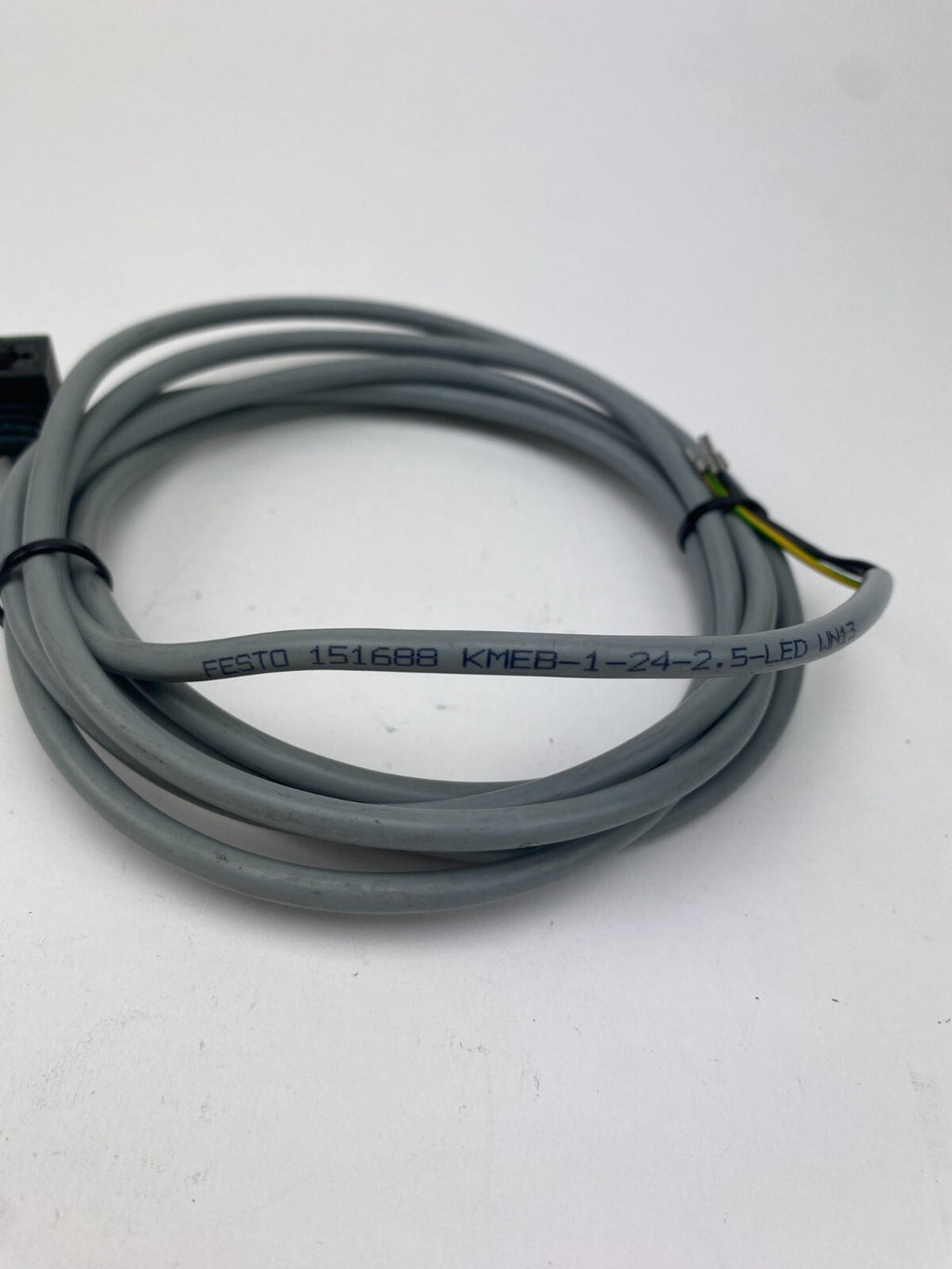 FESTO 151688 KMEB-1-24-2.5-LED WN13 Ca 2,5M