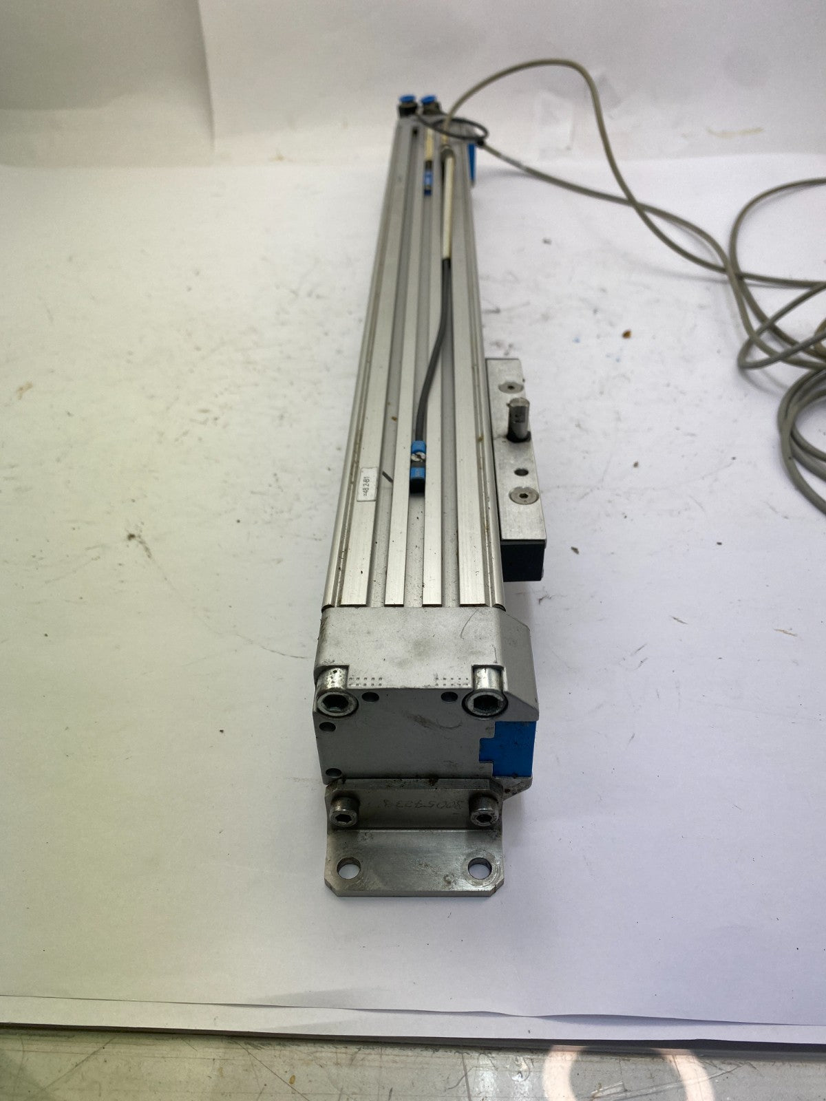 FESTO DGP-32-330-PPV-A-B
