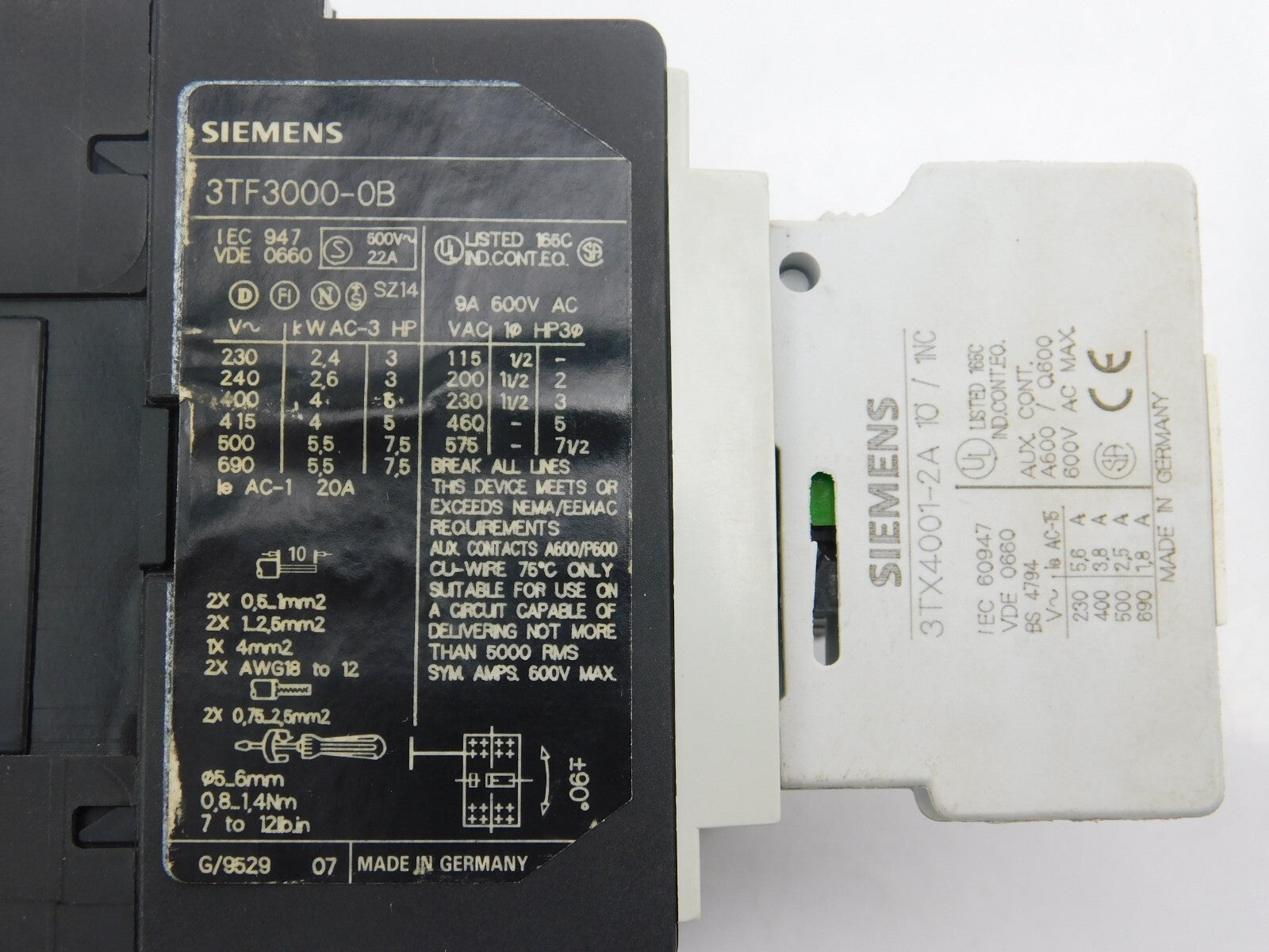 SIEMENS 3TF3000-0B+3TX4001-2A 10/1NC