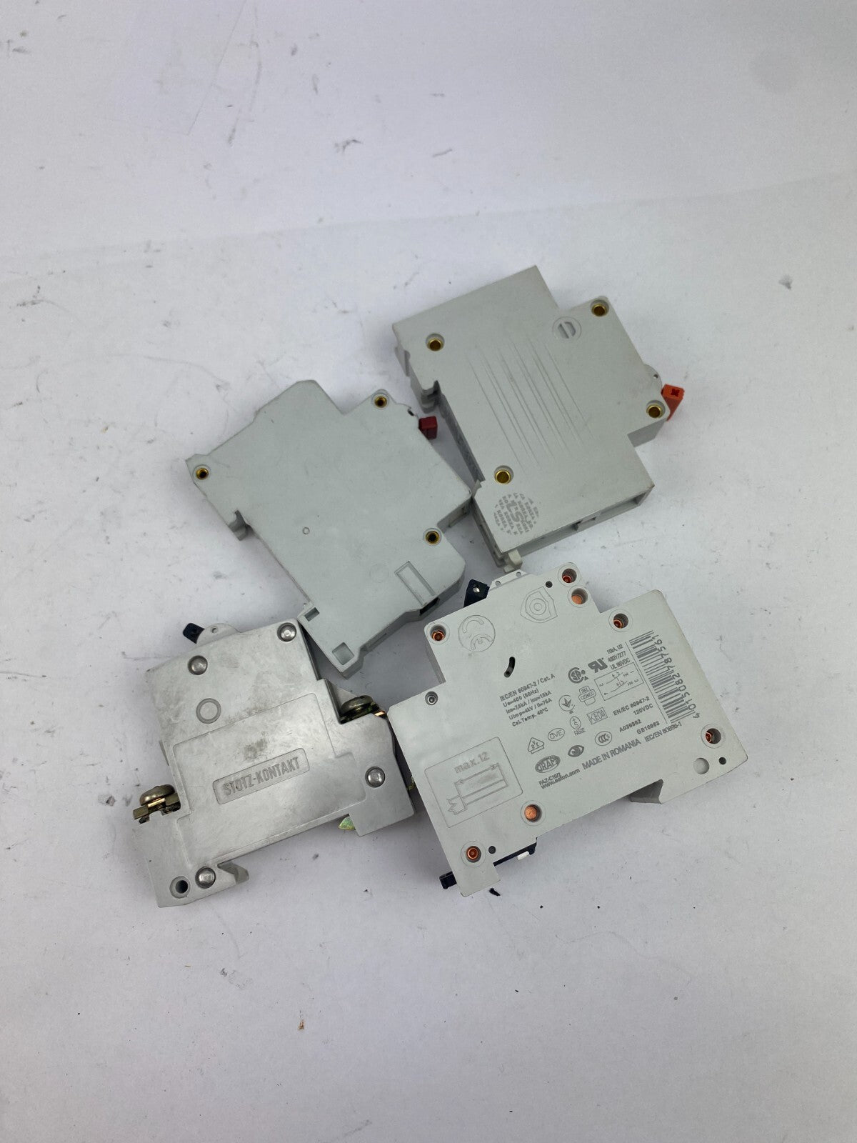 POSTEN..BBC S181 K 4A+EATON FAZ-C10/2+MOELLER FAZ G 1A 220/380+LS BKN D6