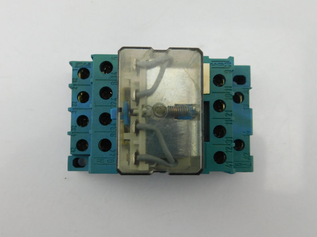 Finder Relais  56.34 12A 250V~  24V DC Steuerspannung ** 2 Stück **