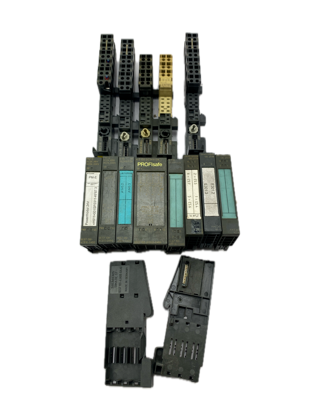 POSTEN...SIEMENS 6ES7 193-4JA00-0AA0+193-4CA20-0AA0+6ES7 132-4BD30-0AA0+..