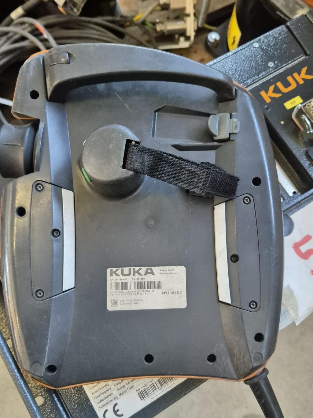 KUKA Roboter Komplett KR 10 R1420  VKR C4 compact Bedienpanel 00-189-002