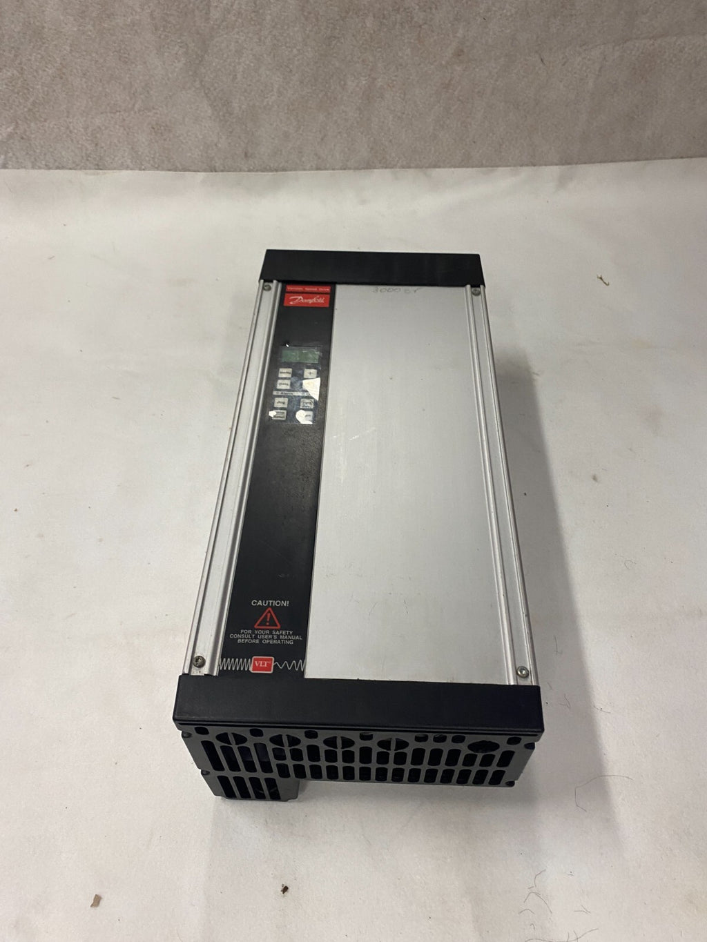 Danfoss VARIABLE SPEED DRIVE VLT 3008 175H7268 380-415V