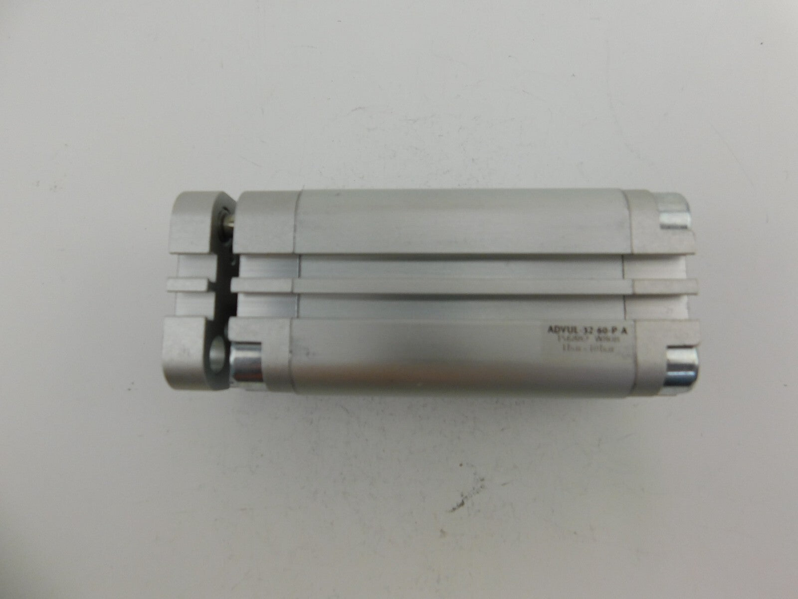 FESTO CLINDER ADVULL-32-60-P-A