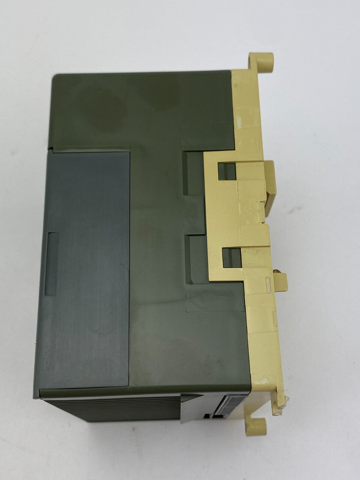 ABB KBA L 0055994 07 DC 91 ..Gehäuse Defekt