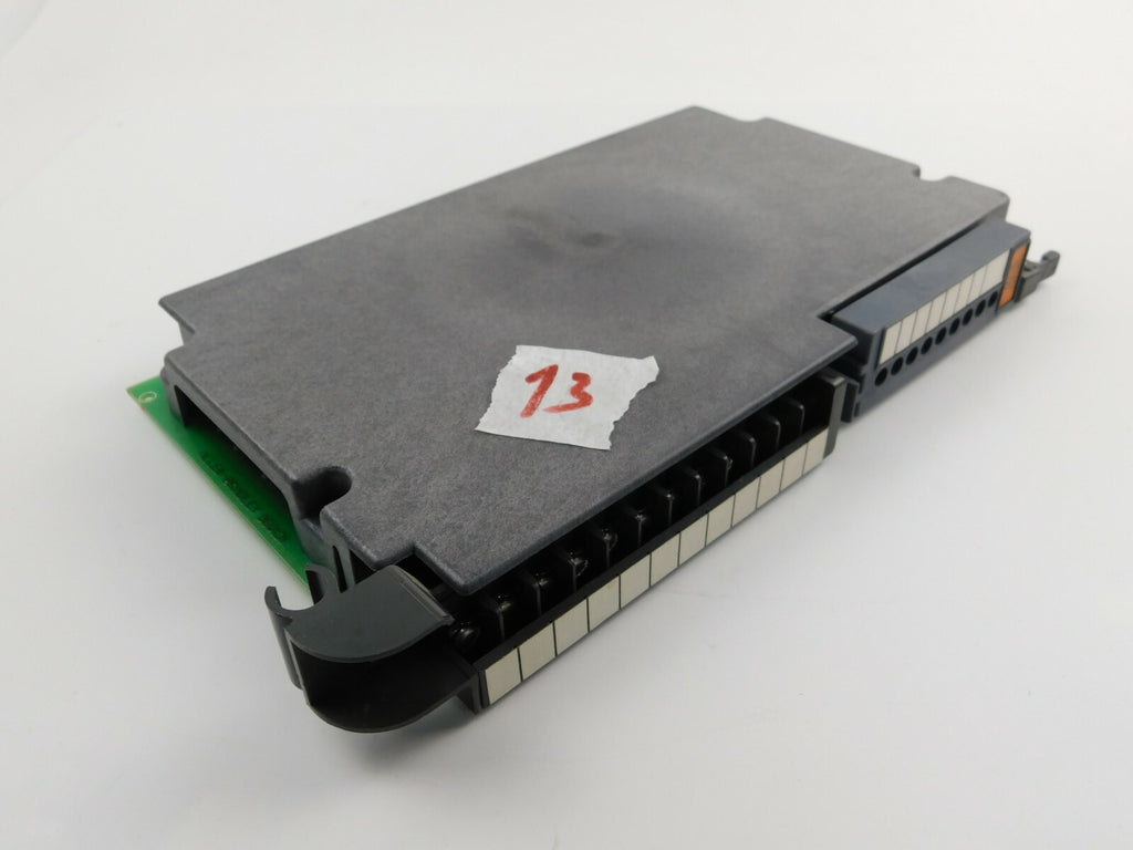 Allen Bradley CAT.NO.1771-OZL 0-24 V Contact Output Module