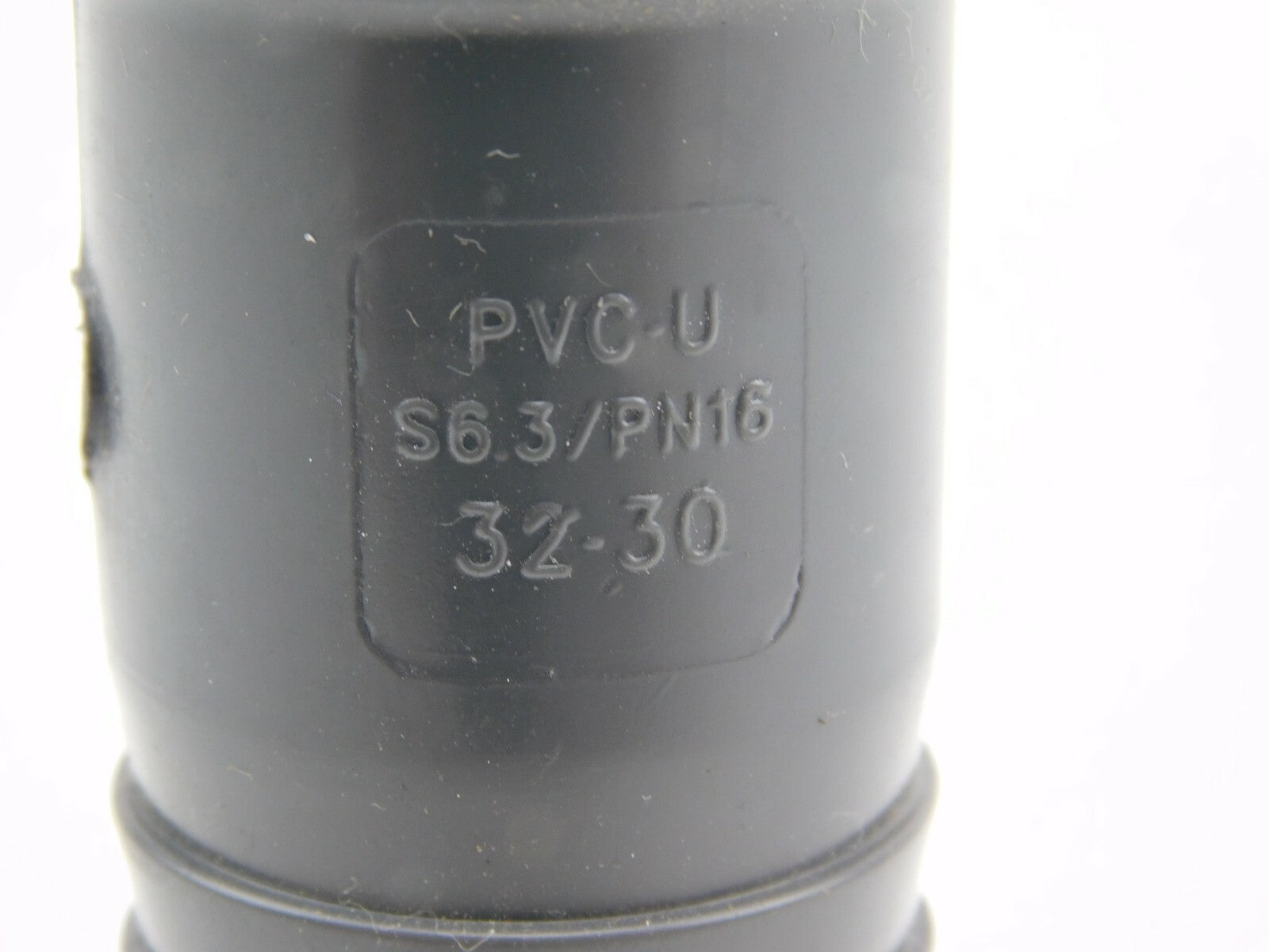 GEORG FISCHER +GF+  PVC-U S6.3/PN16 32-30 ** 4 Stück **