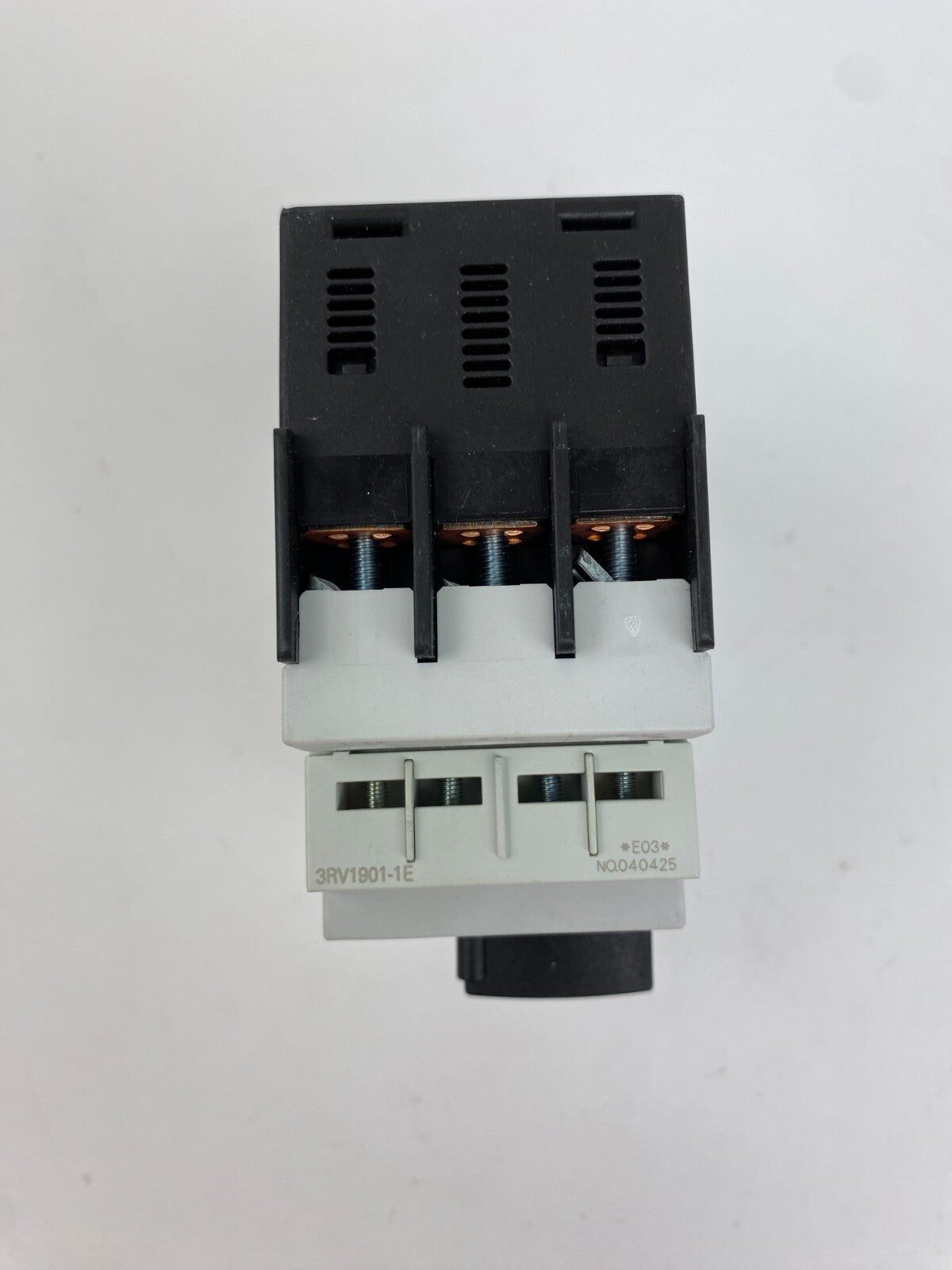 SIEMENS SIRIUS 3RV1021-0BA15 0,2A