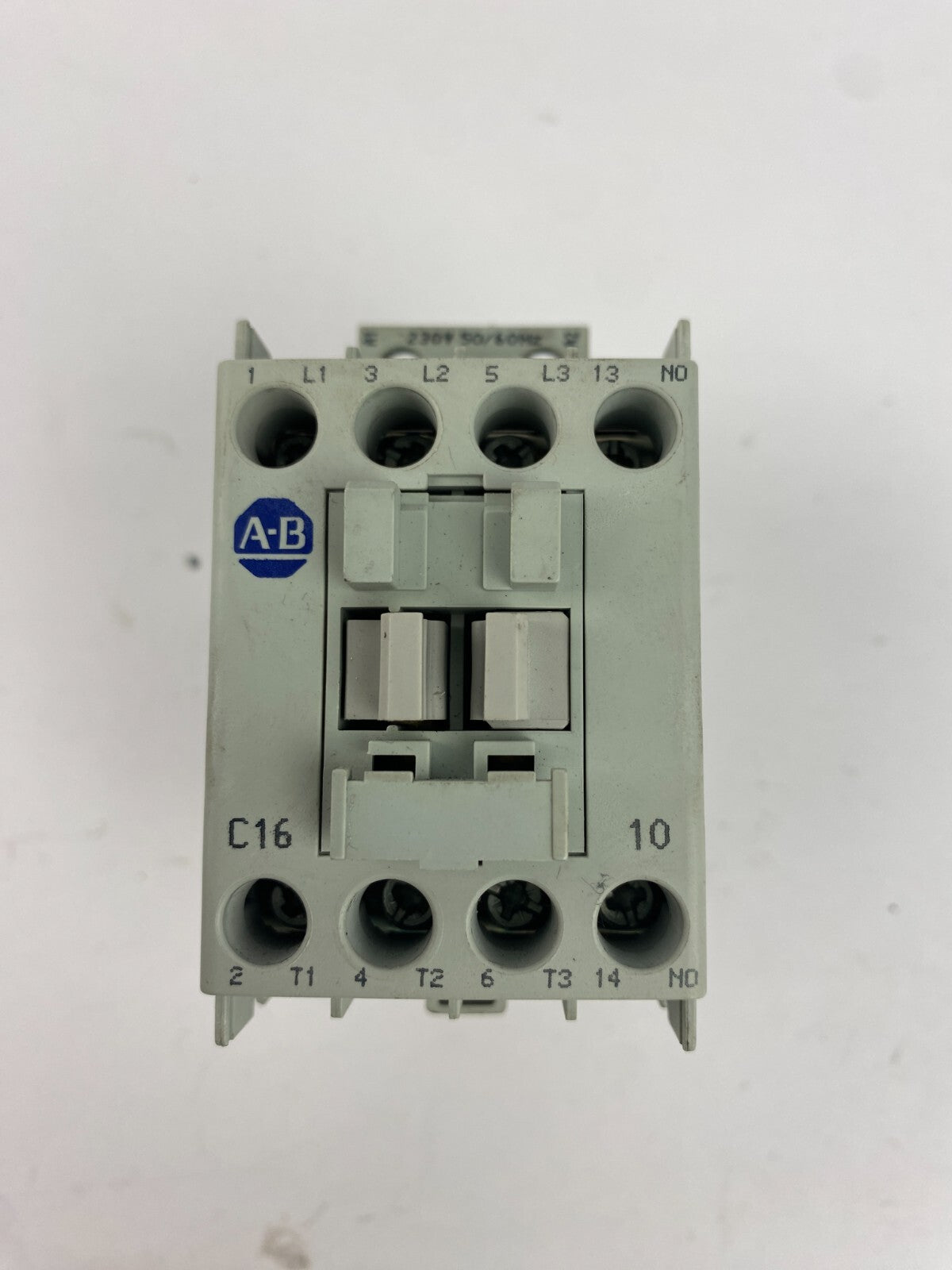Allen-Bradley 100-C16*10 B 8kV 690V 32A