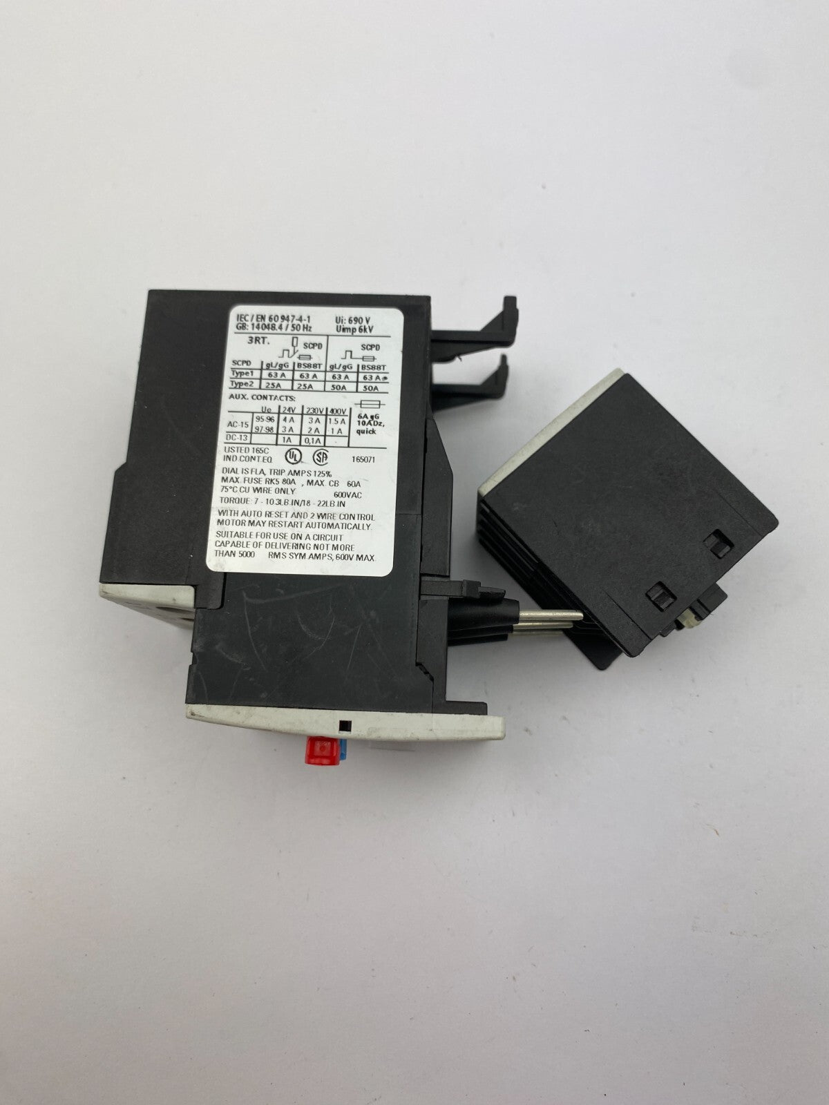 POSTEN....SIEMENS SIRIUS 3RU1126-4BB0 + 3RH1911-2FB11