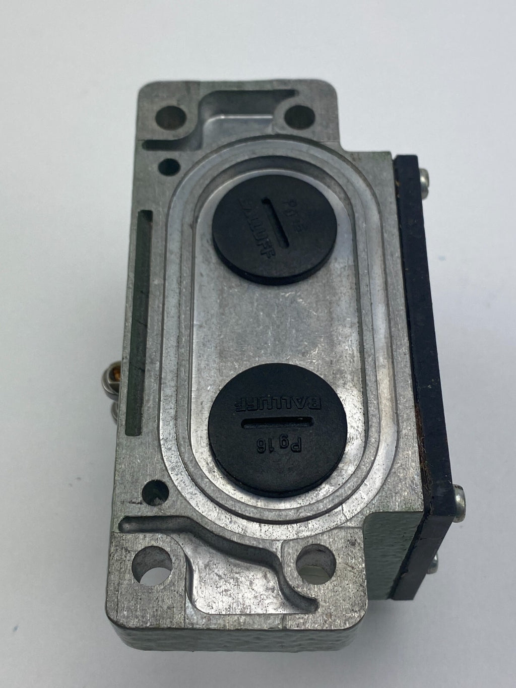 BALLUFF BNS 519-D2 R16-62-10