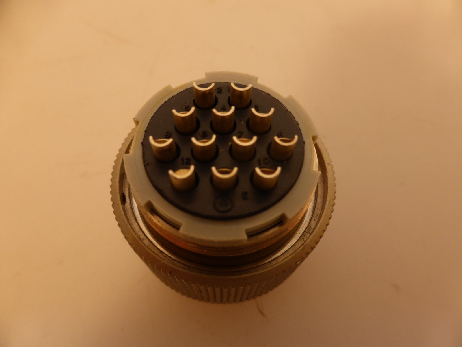 ABB Stecker Innendurchmesser ca. 2 cm