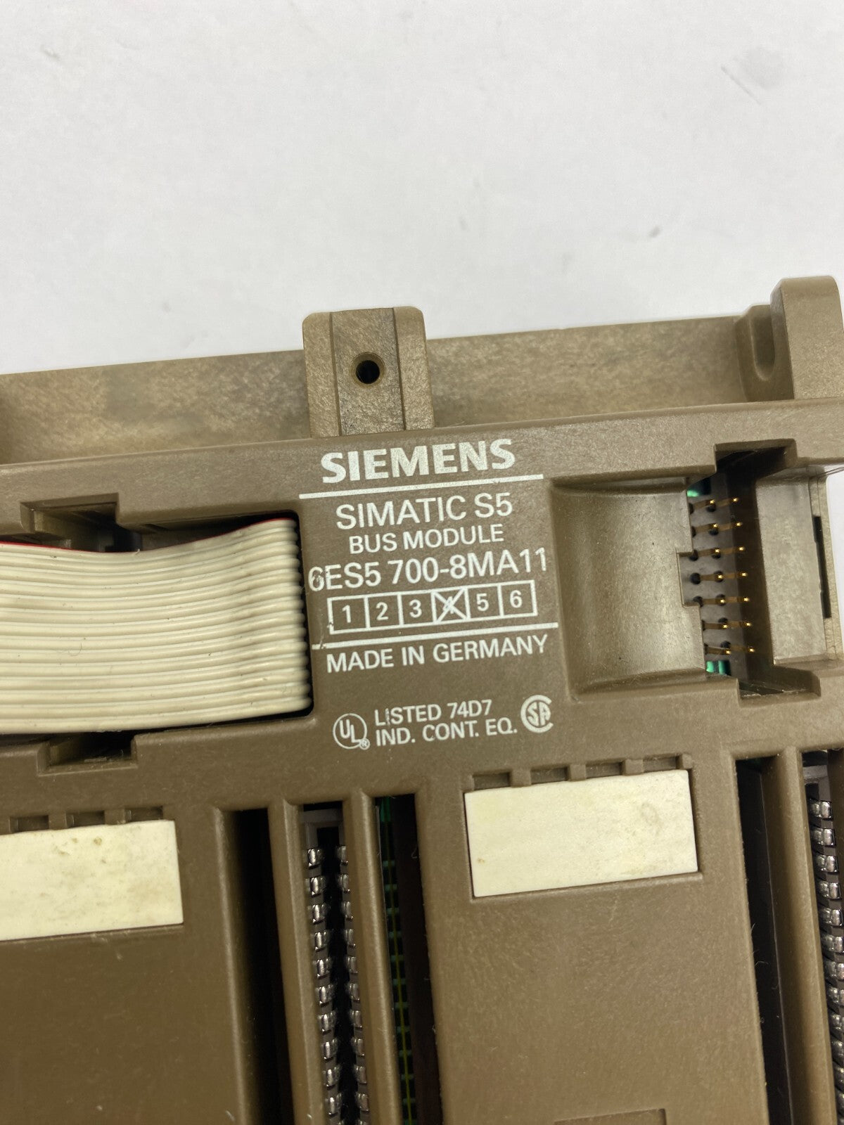 SIEMENS SIMATIC S5 BUS MODULE 6ES5 700-8MA11