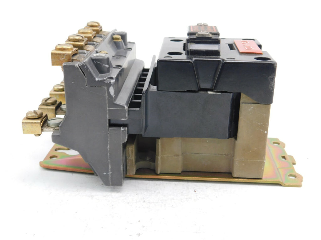 ALLEN-BRADLEY 702-B0D93 120V 60HZ 110V 50HZ Contactor
