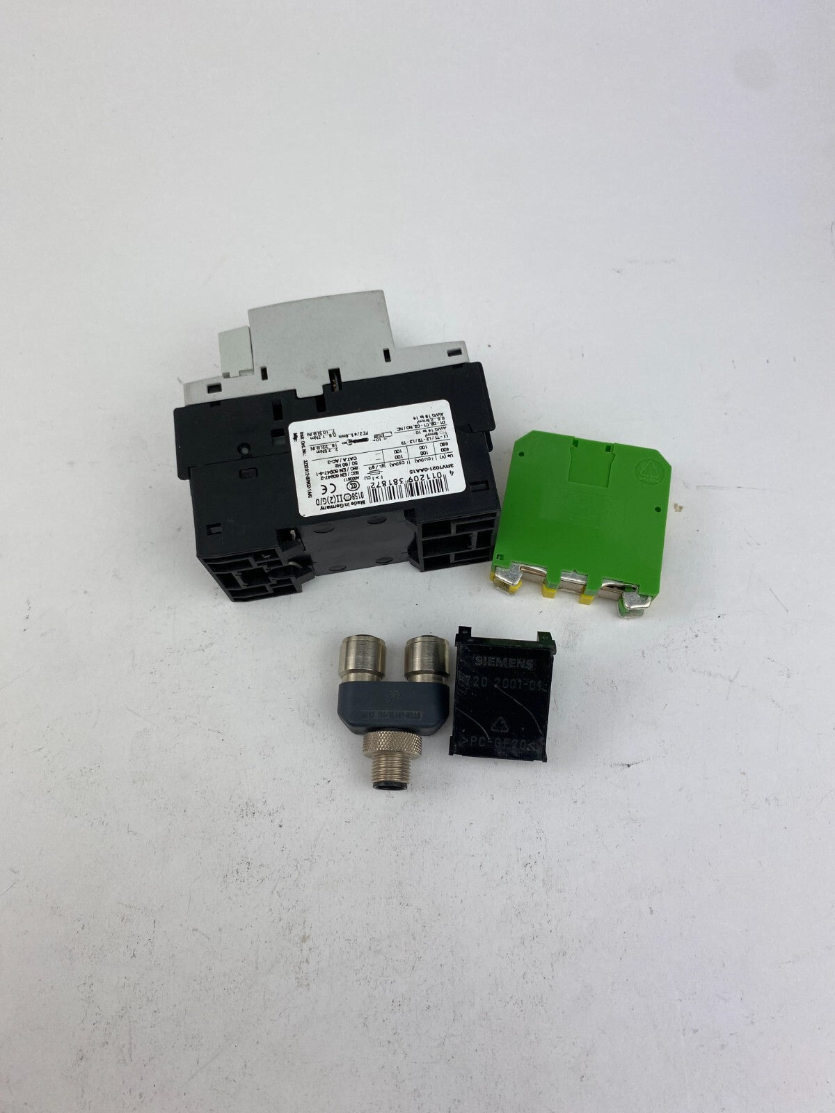 POSTEN..SIEMENS 3RV1021-0AA15+720 2001-01+6ES7 194-1KA01-0KAU+.